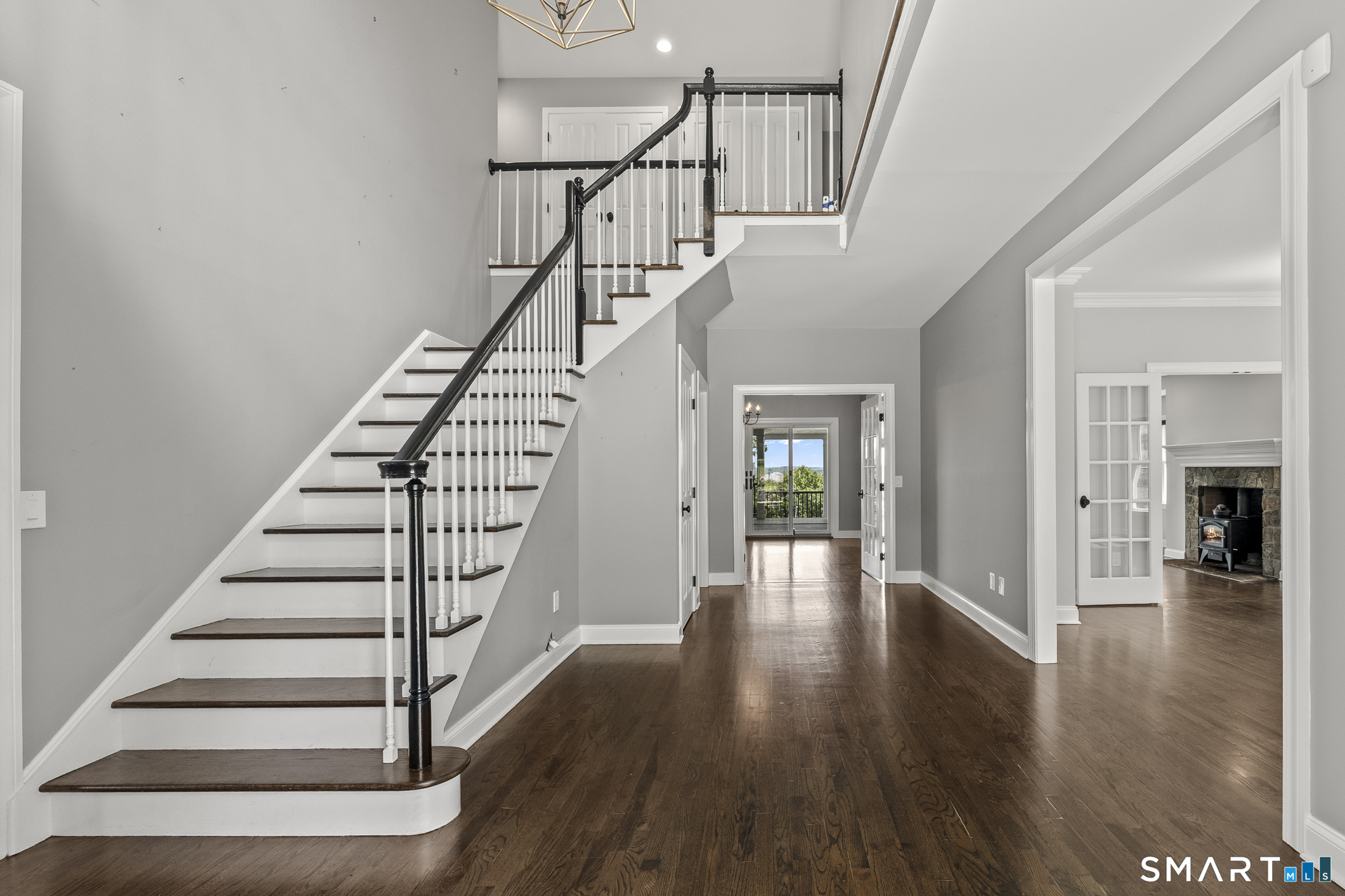 4 Sunrise Lane