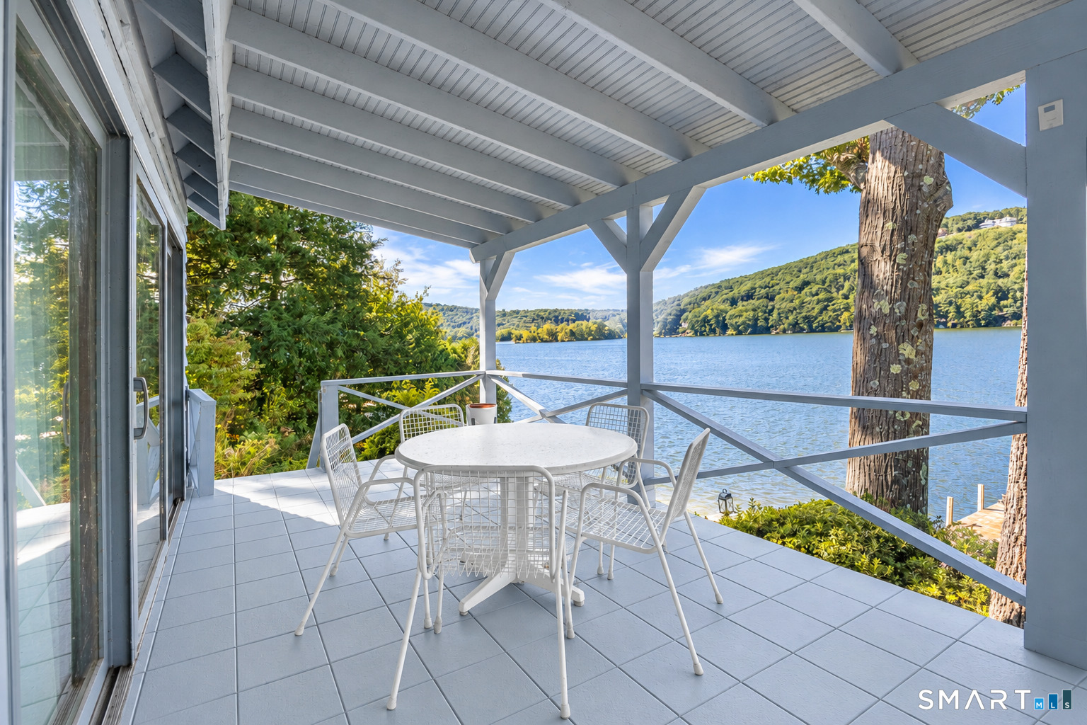 78 Lake Drive South