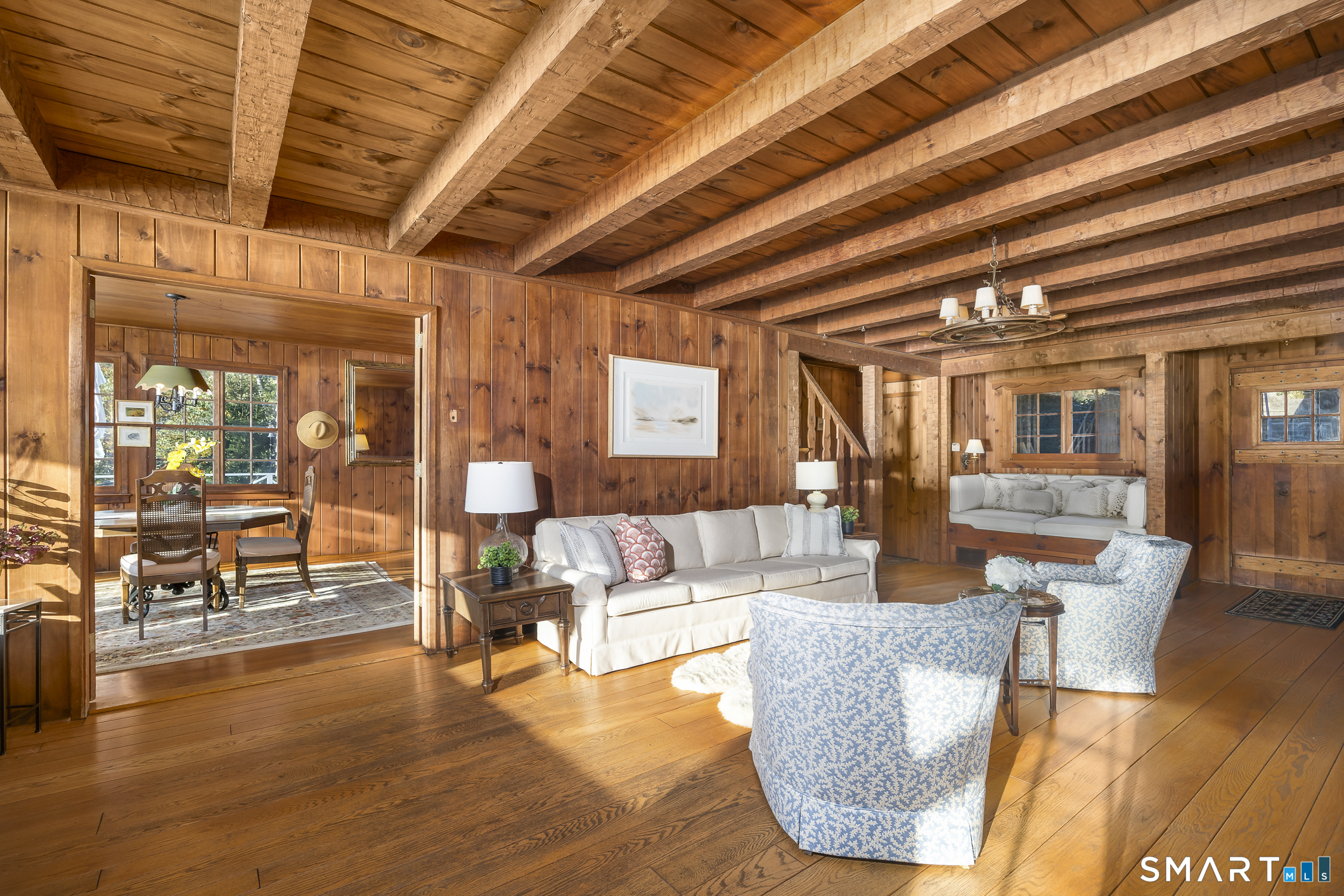 78 Lake Drive South