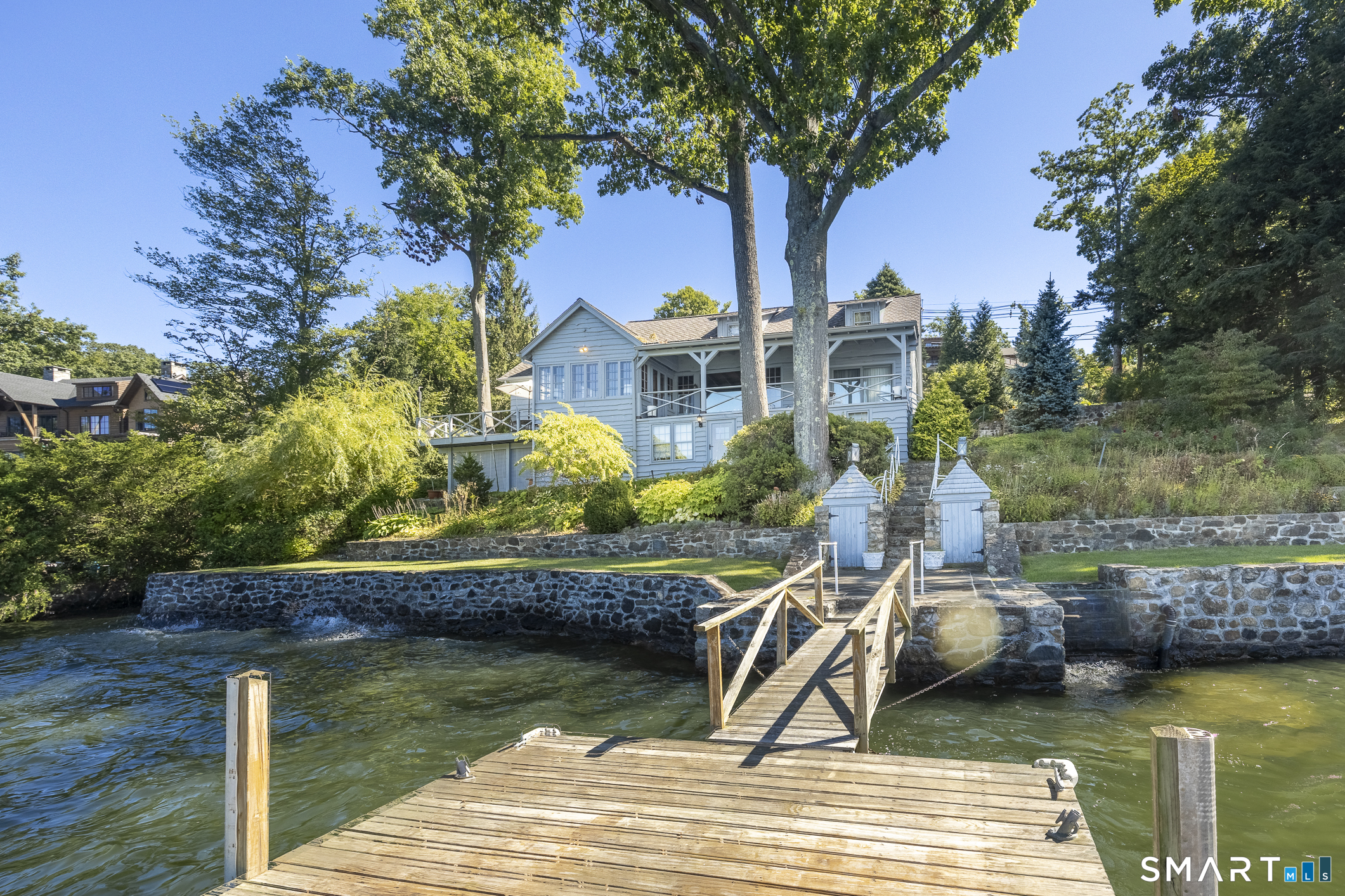 78 Lake Drive South