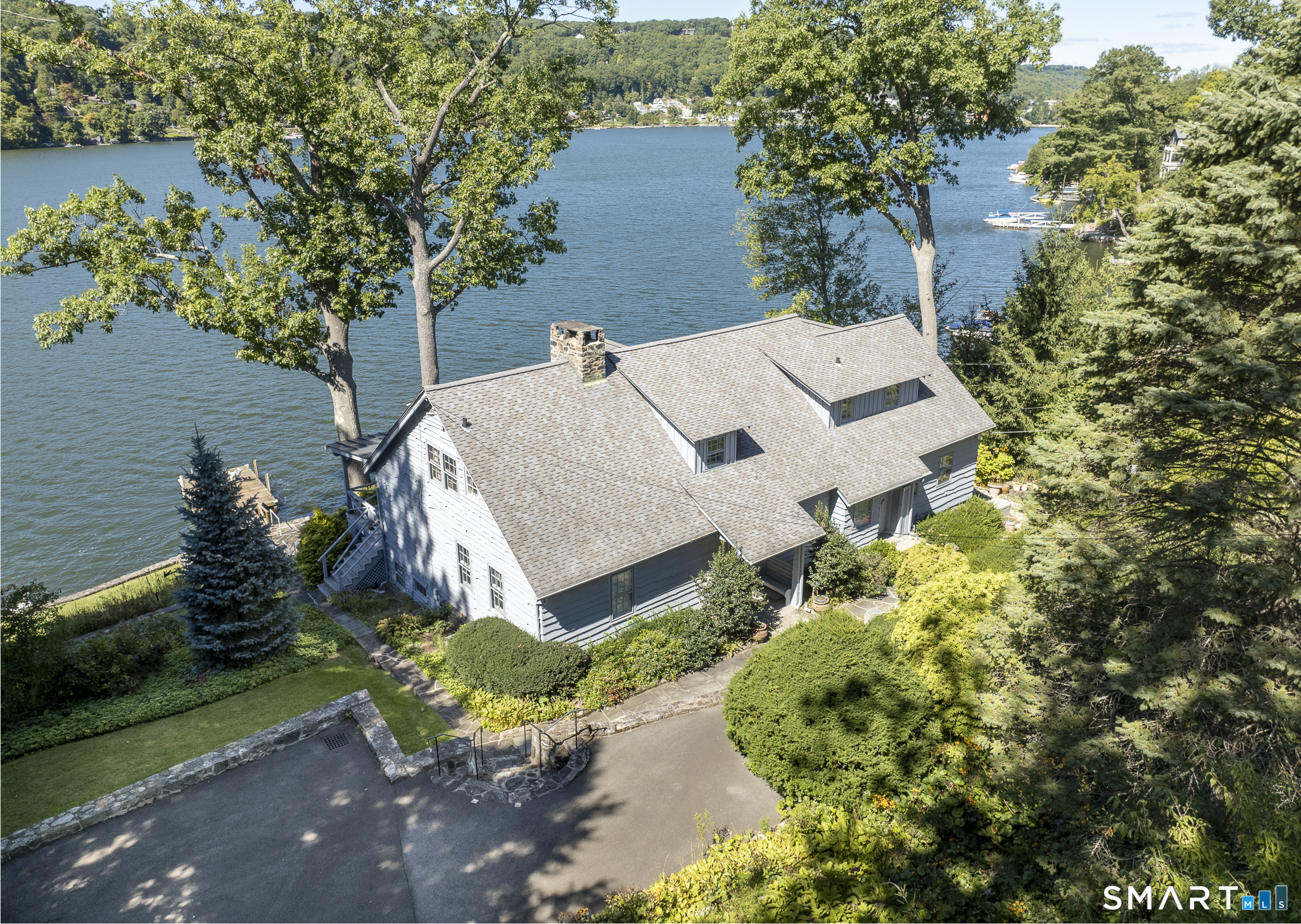 78 Lake Drive South