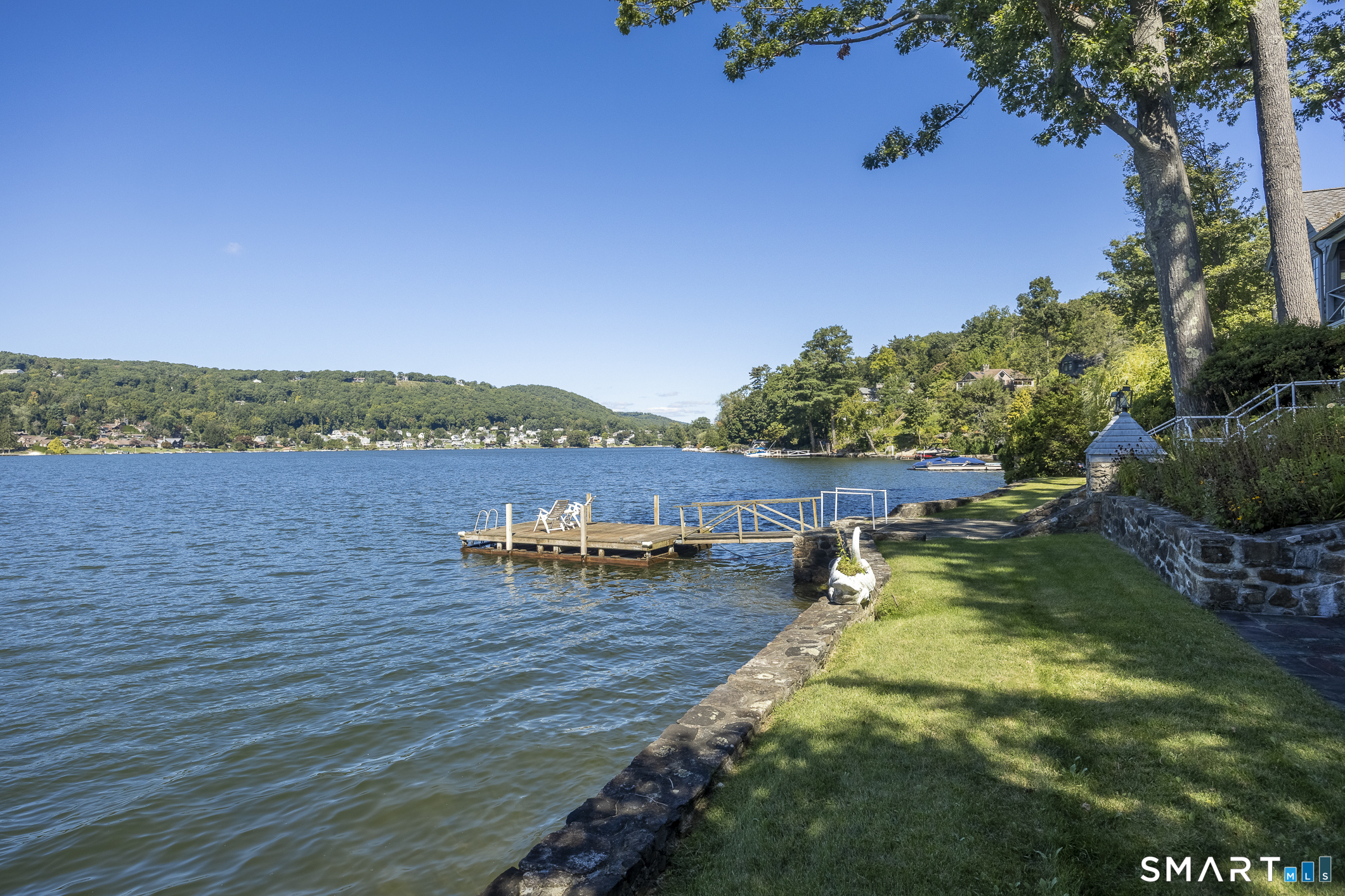 78 Lake Drive South