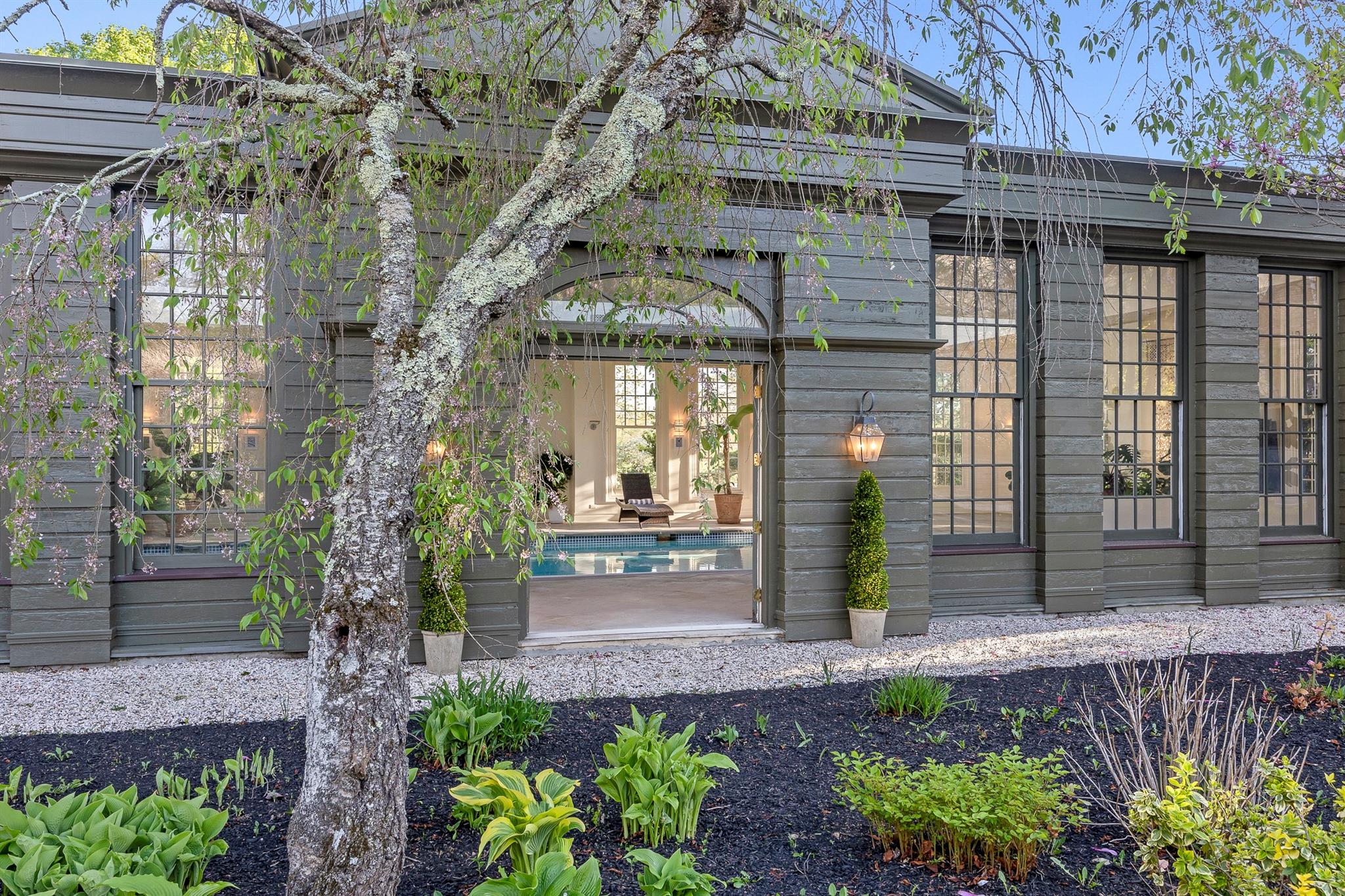 422 Hardscrabble Road