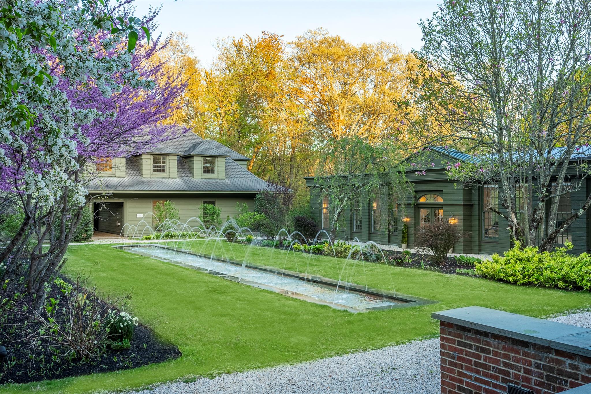 422 Hardscrabble Road