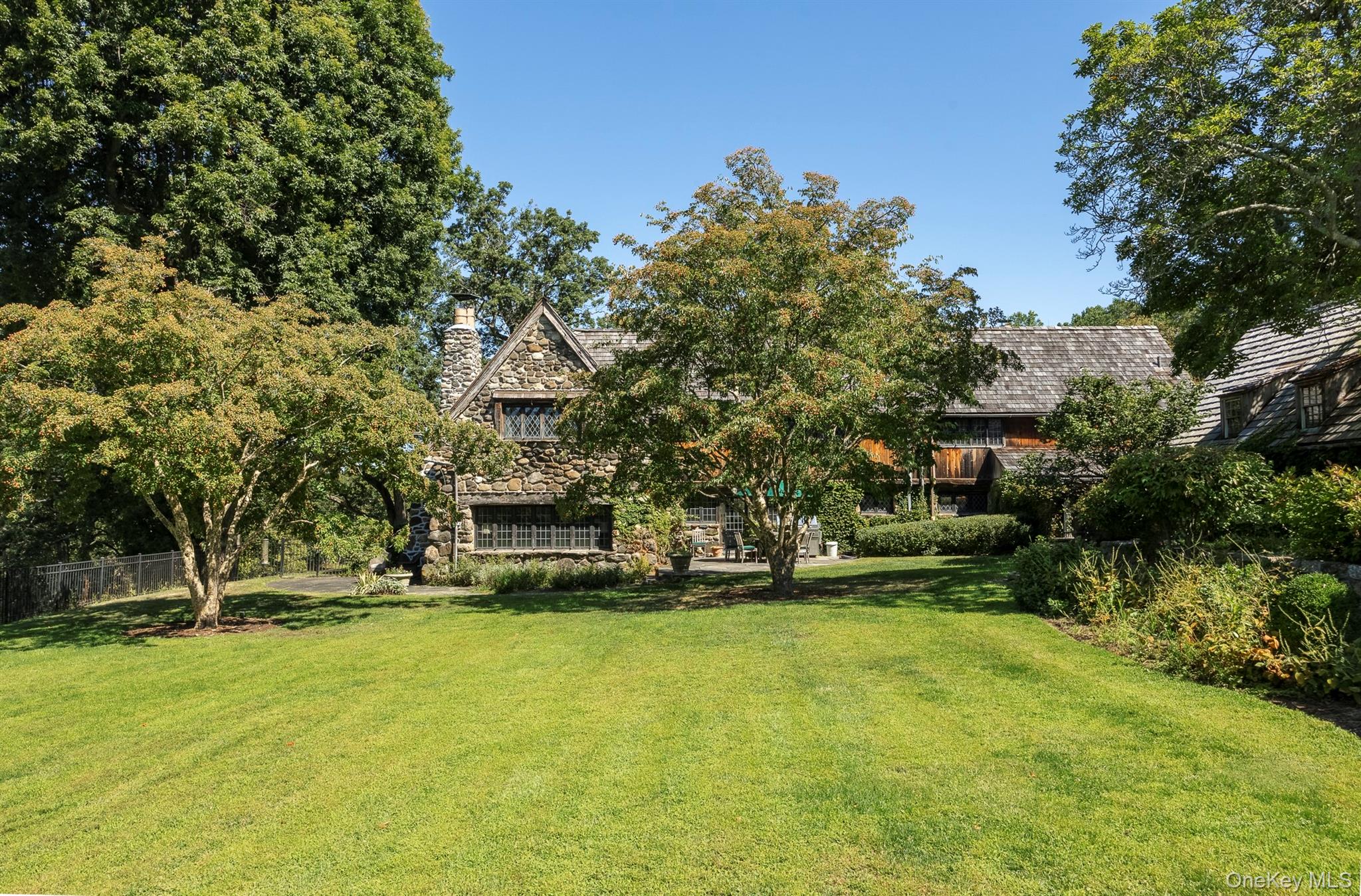 99 Quaker Bridge Road