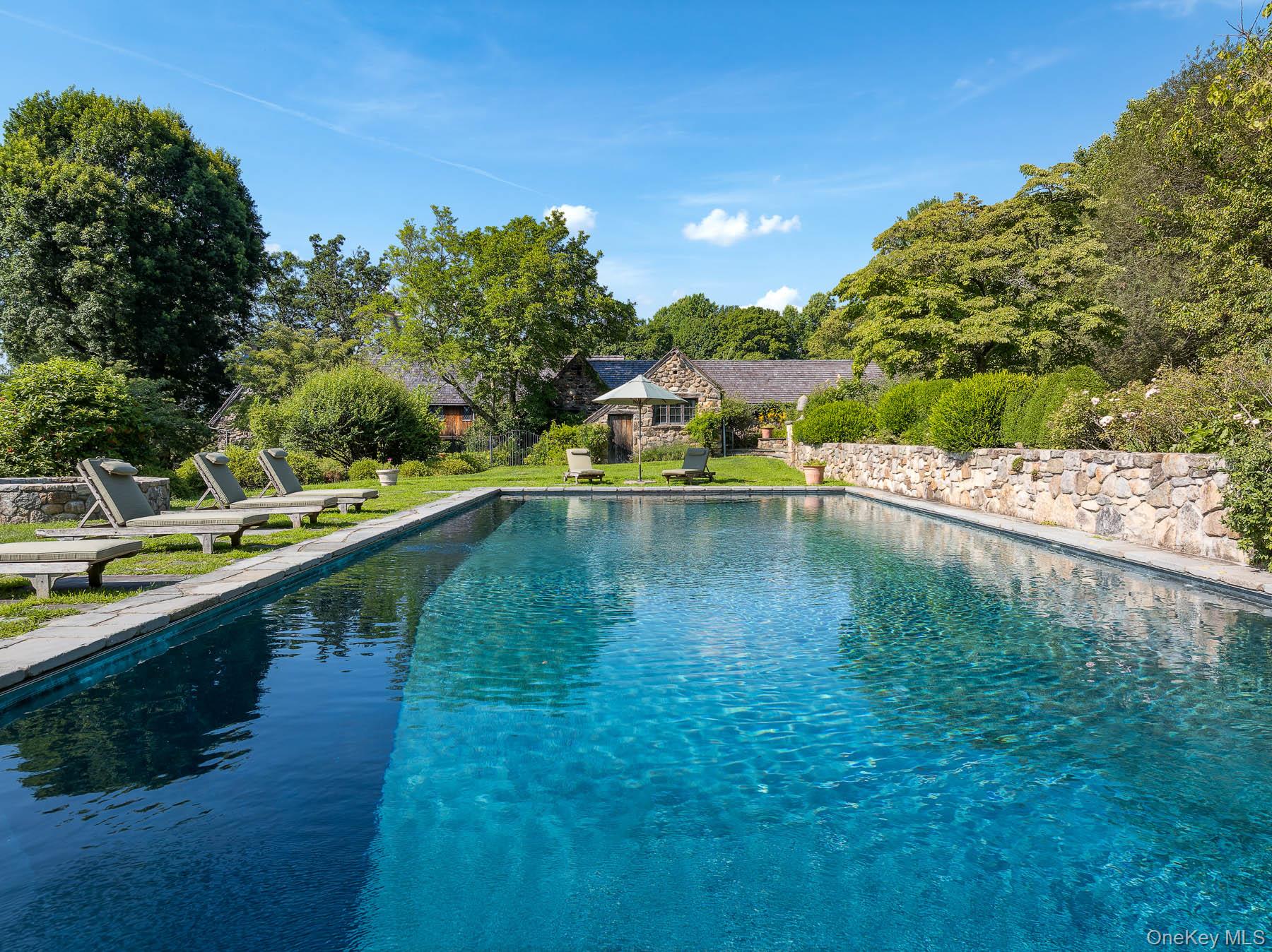 99 Quaker Bridge Road
