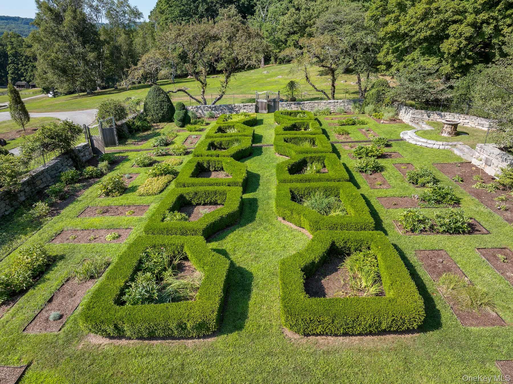 99 Quaker Bridge Road