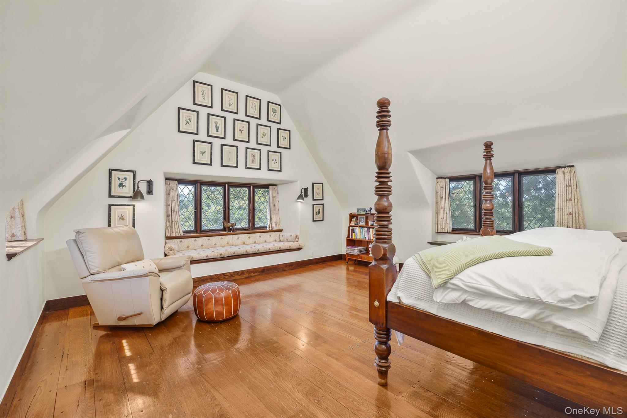 99 Quaker Bridge Road