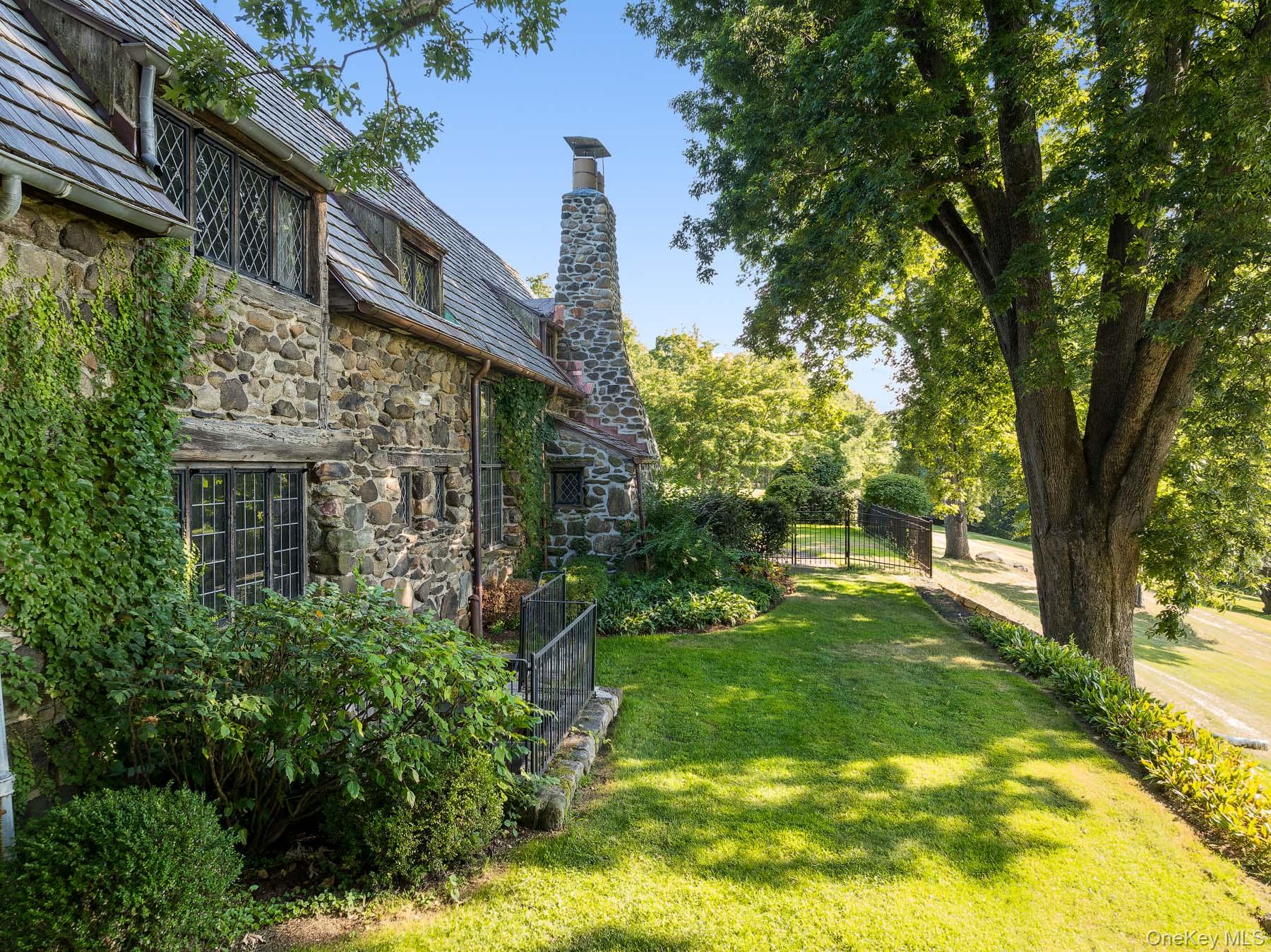 99 Quaker Bridge Road