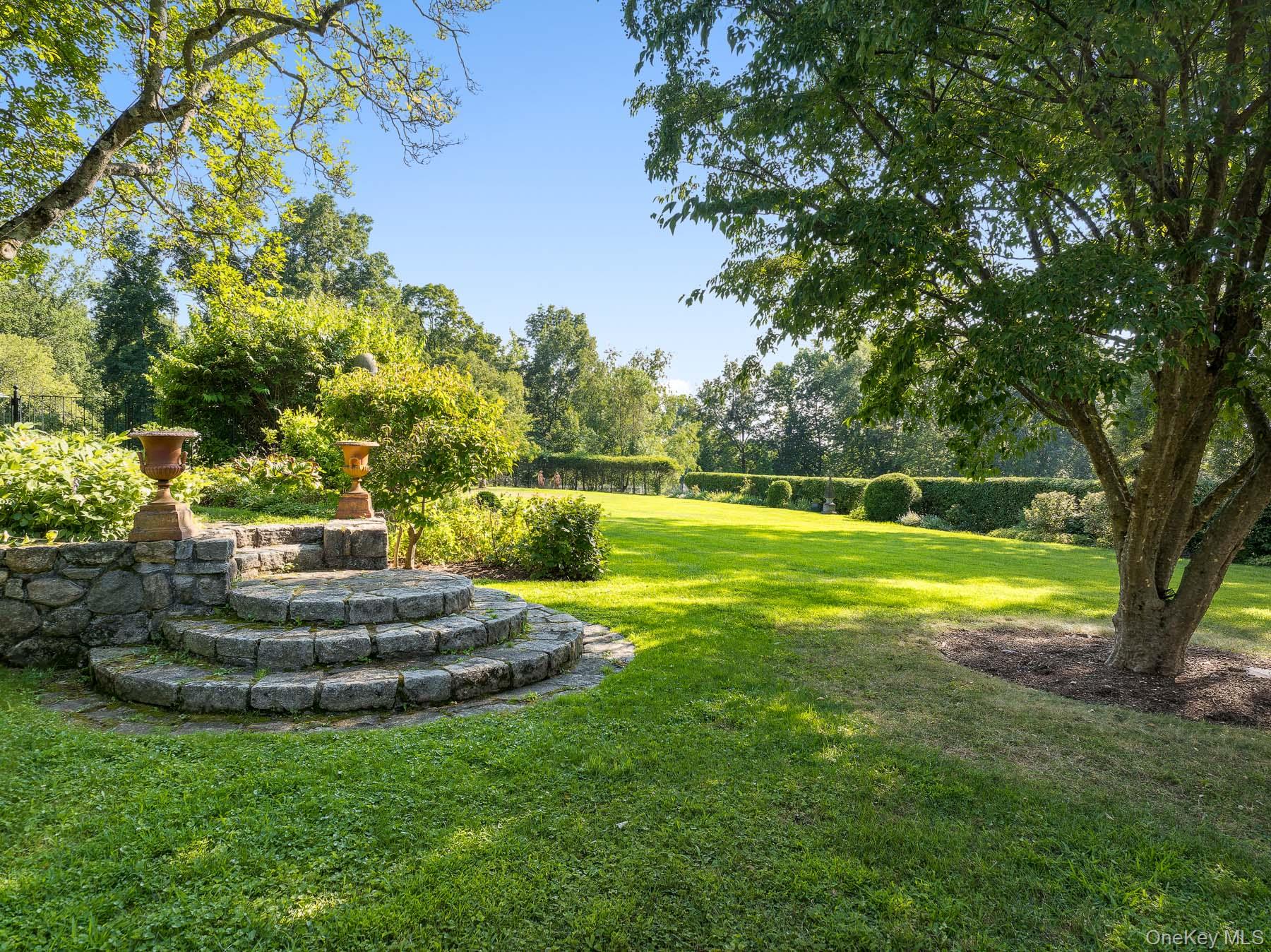 99 Quaker Bridge Road