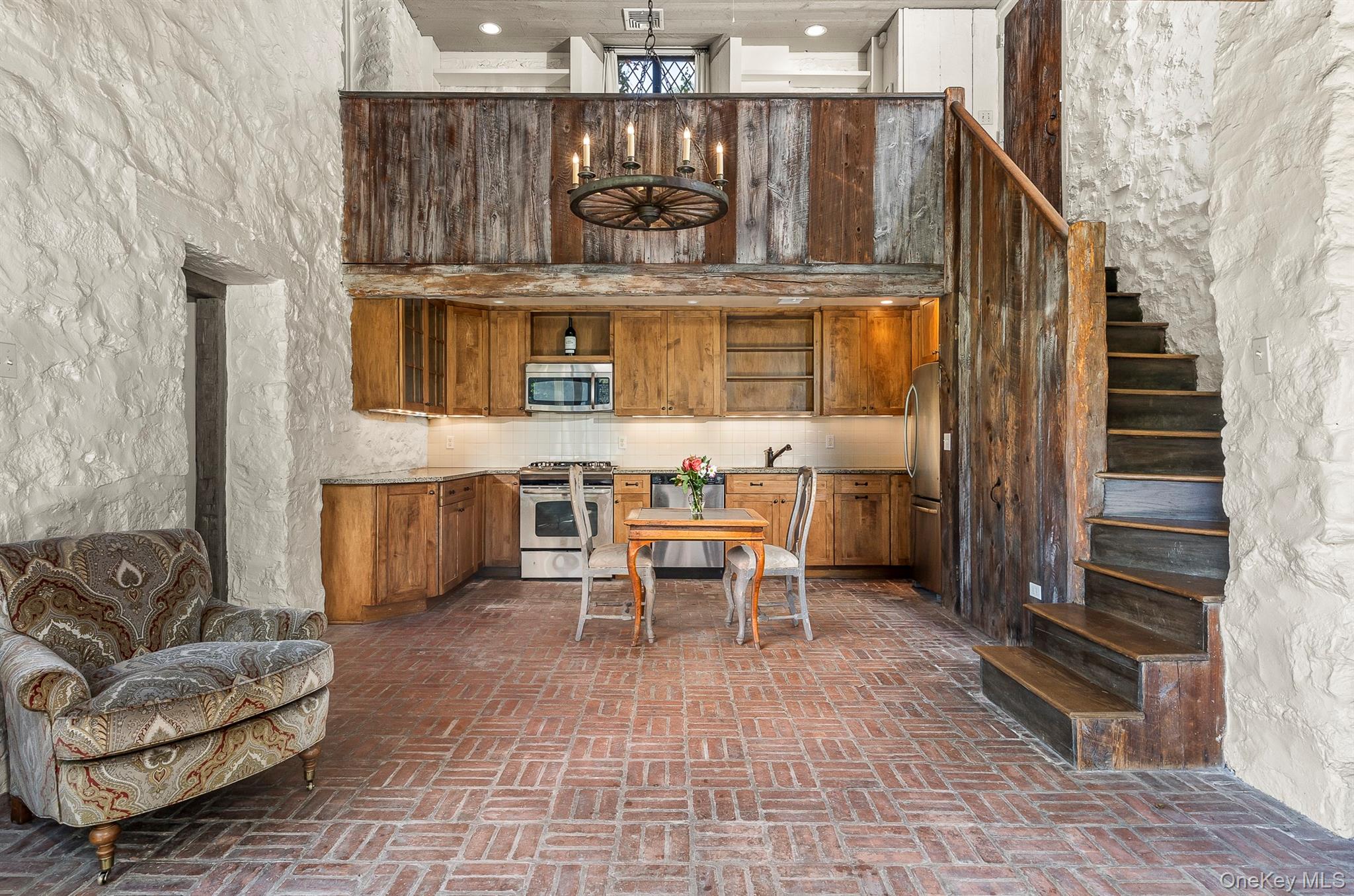 99 Quaker Bridge Road