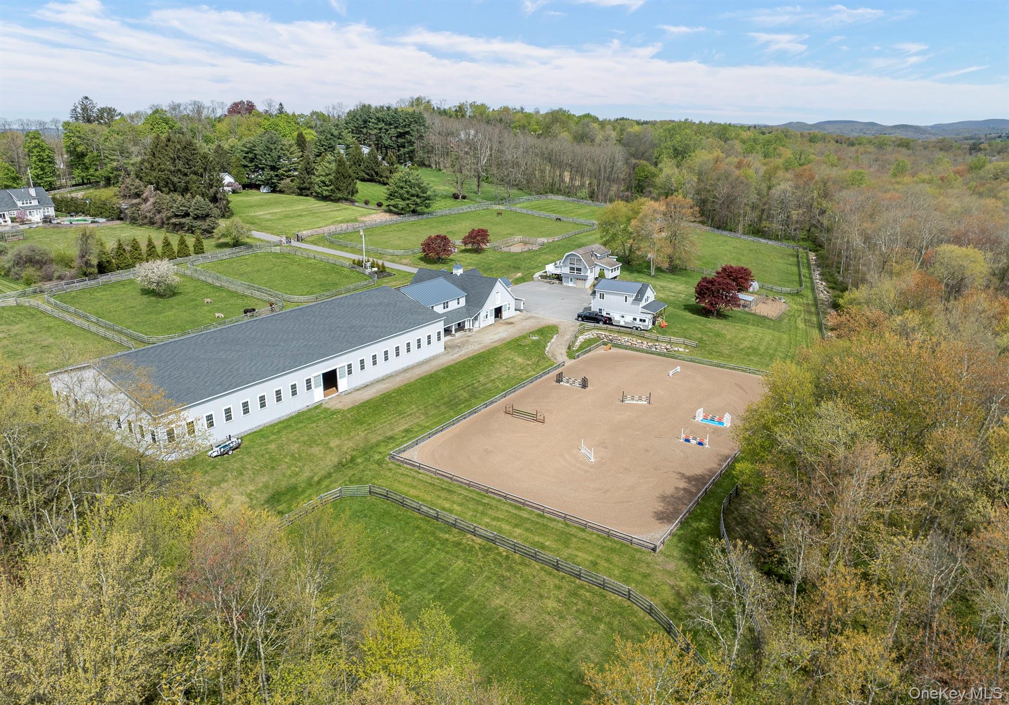 4 Star Cobb Lane