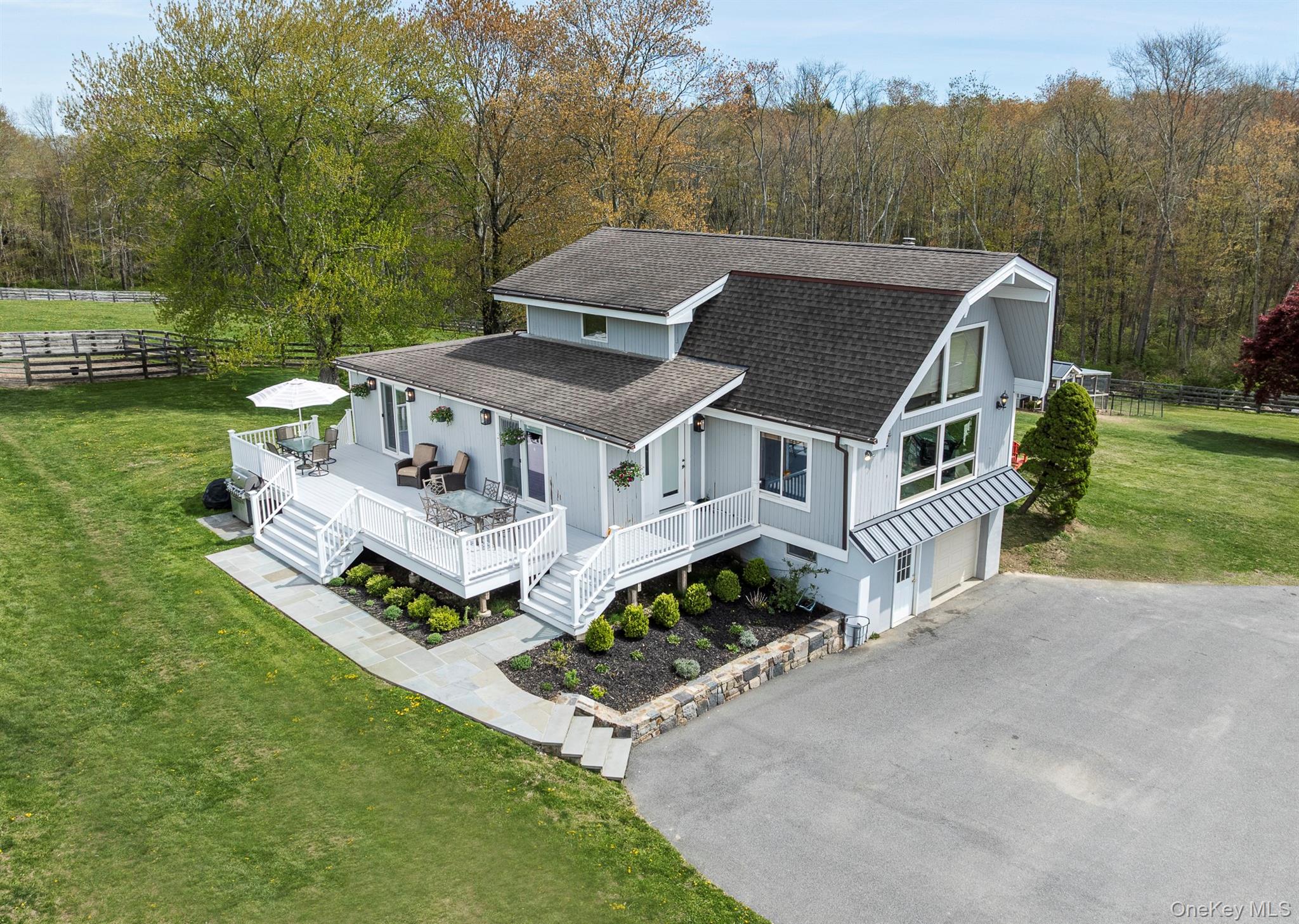 4 Star Cobb Lane