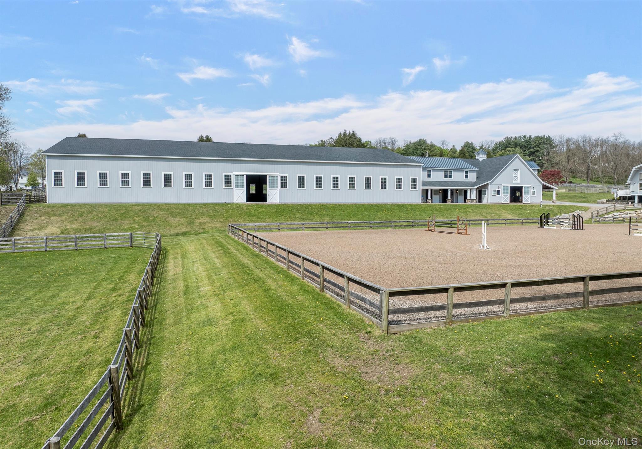 4 Star Cobb Lane