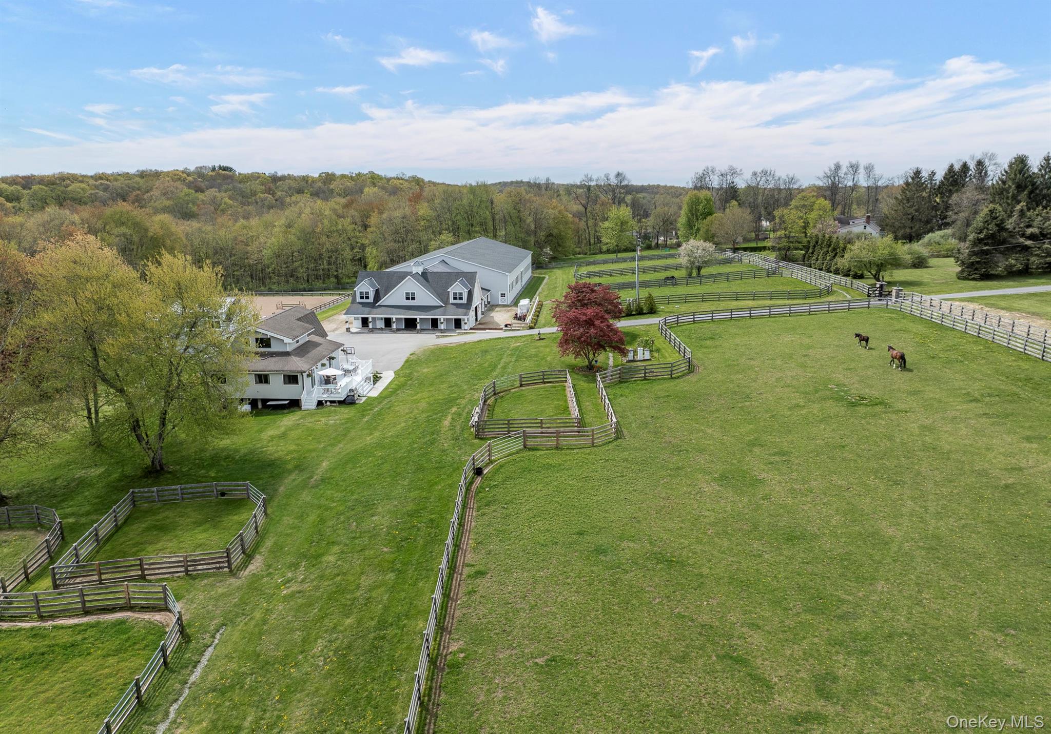 4 Star Cobb Lane