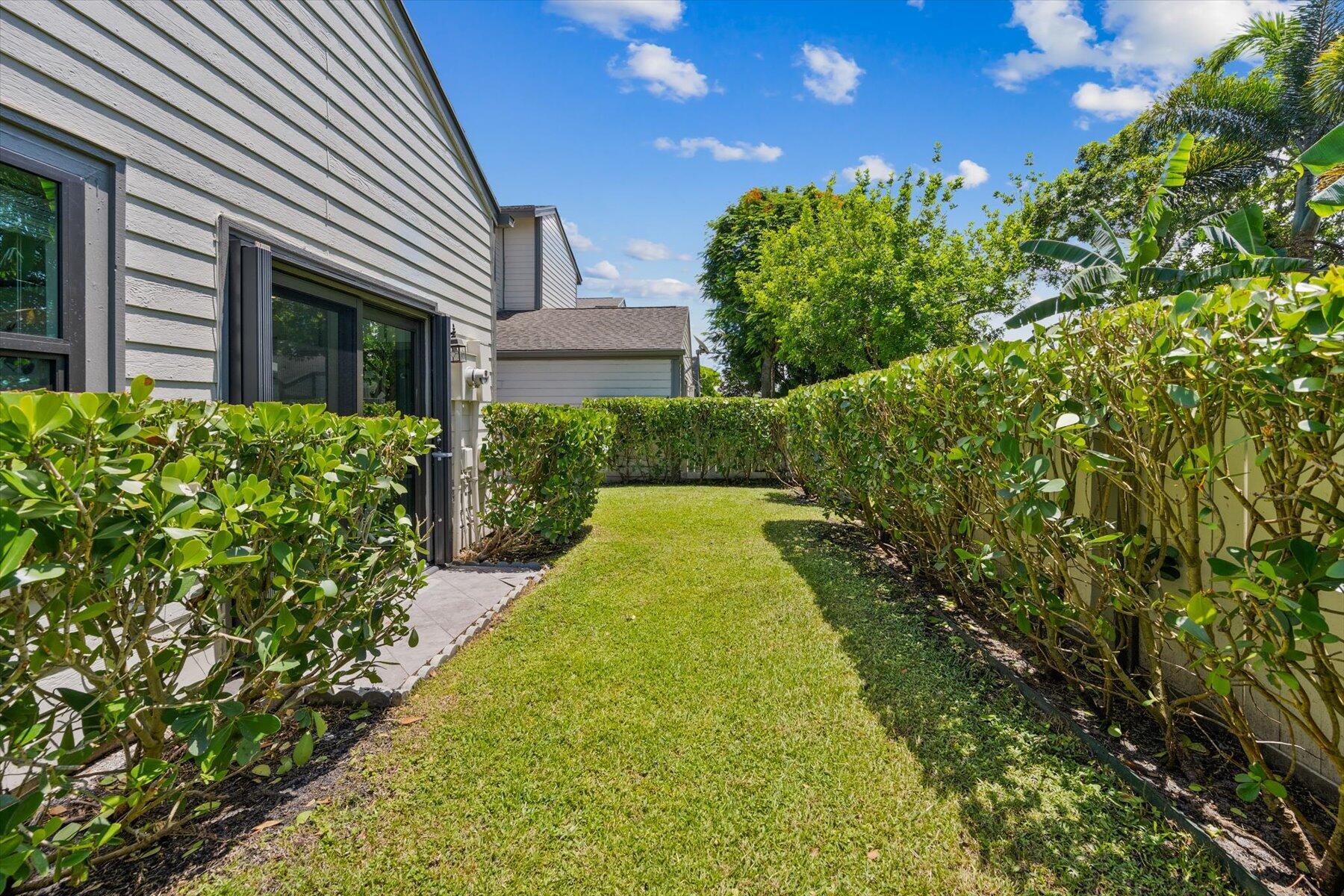 2466 Bedford Mews Drive