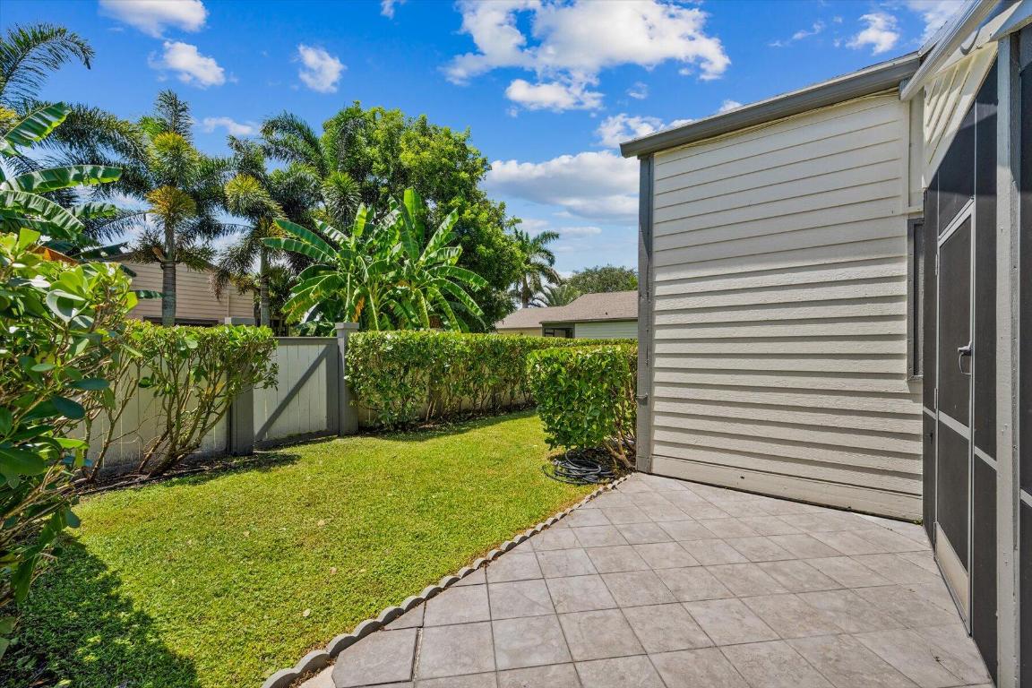 2466 Bedford Mews Drive