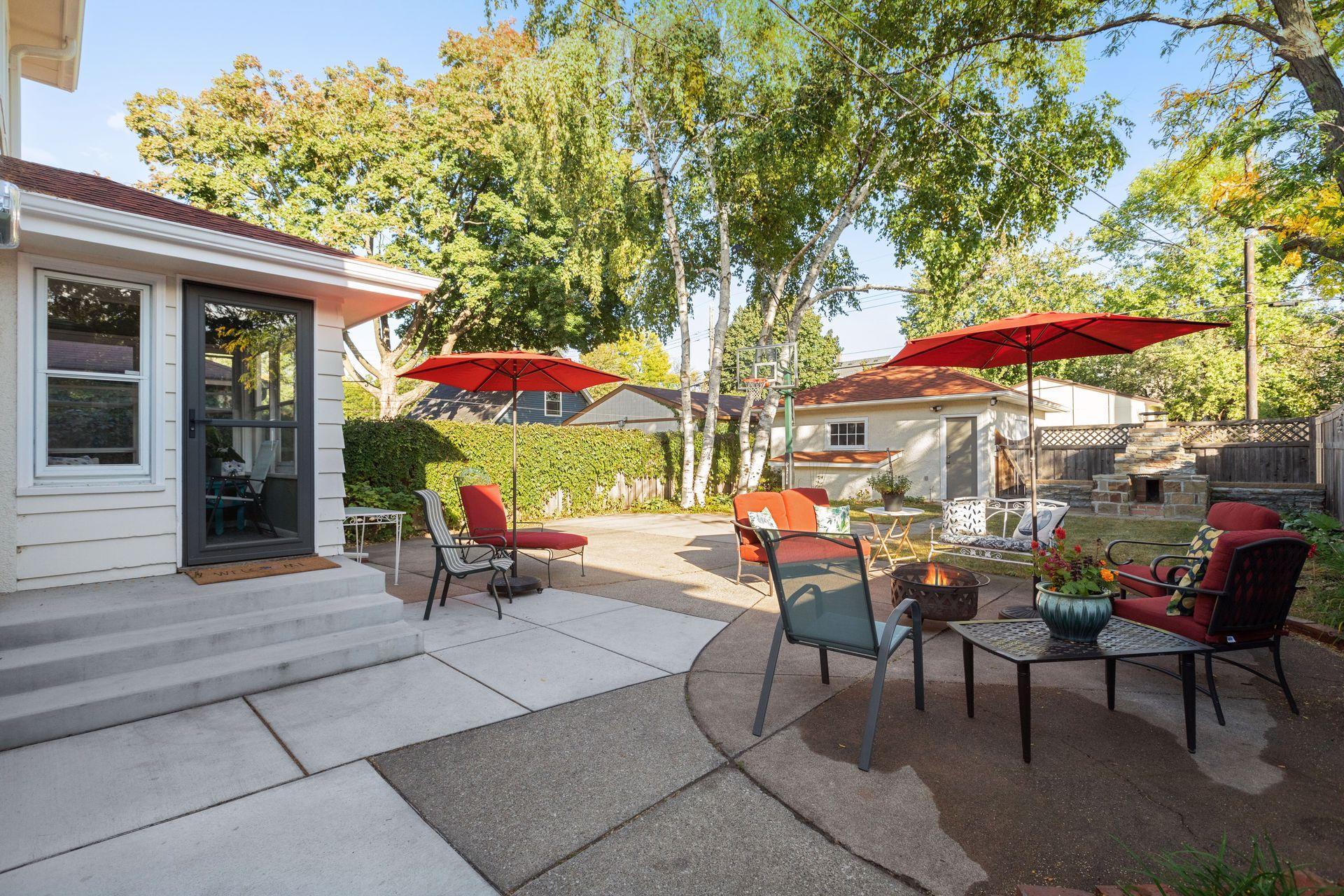 1071 Fairmount Avenue