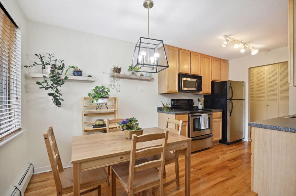 1770 Bryant Avenue S Unit: 311