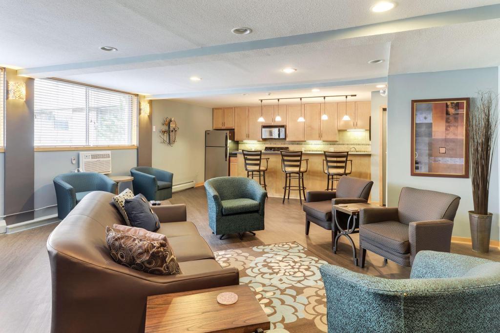 1770 Bryant Avenue S Unit: 311