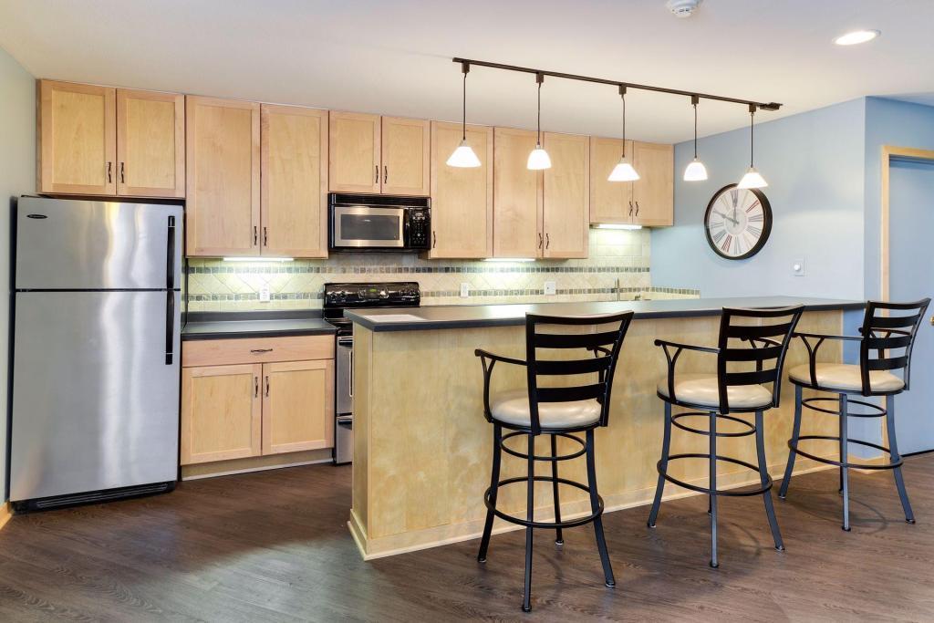 1770 Bryant Avenue S Unit: 311