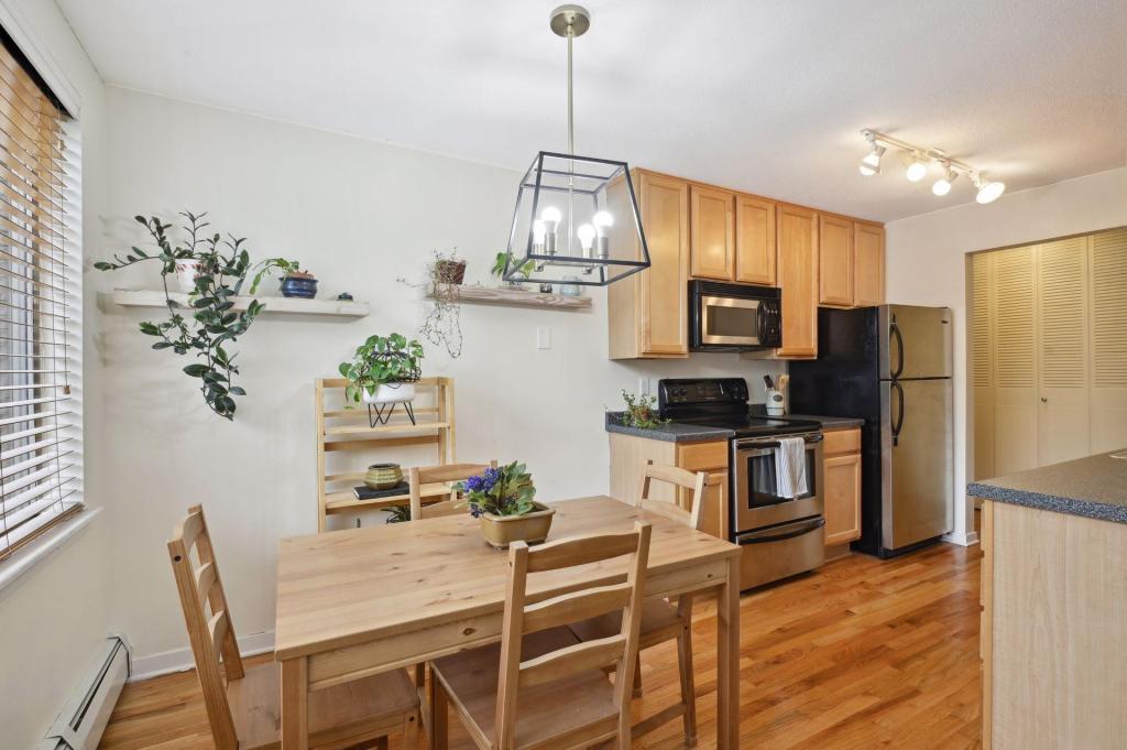 1770 Bryant Avenue S Unit: 311