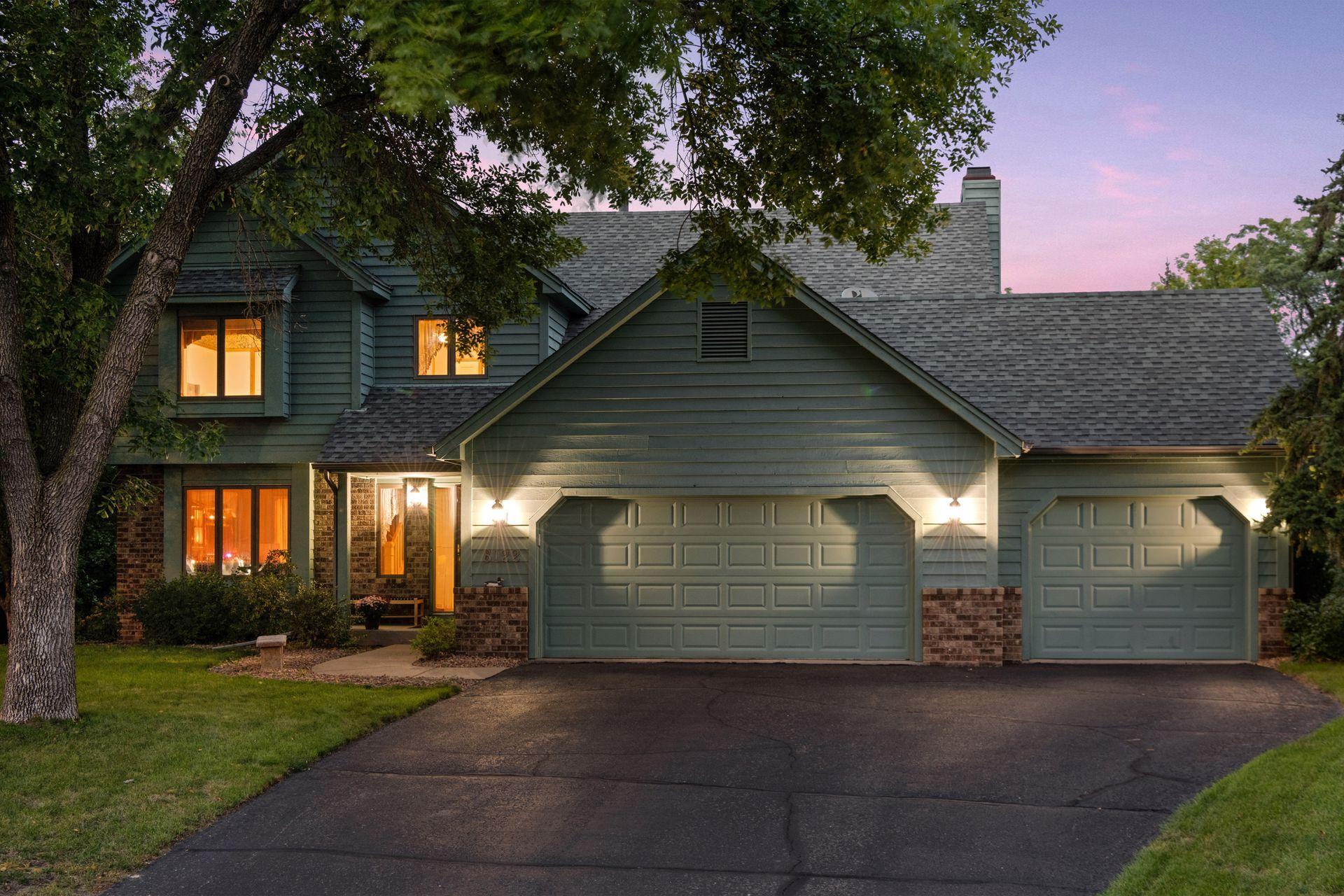 8122 W 109th Street Circle