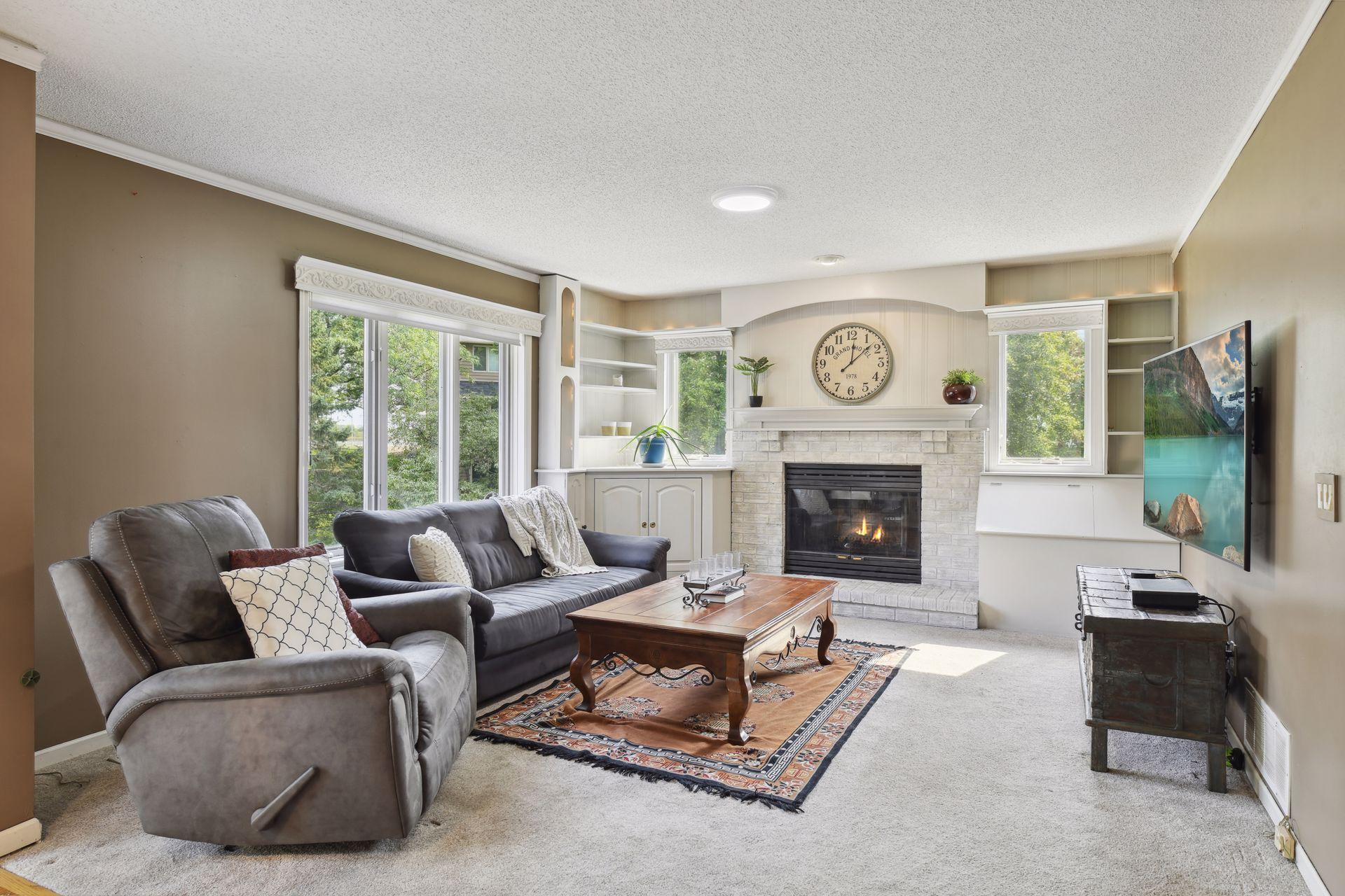 8122 W 109th Street Circle