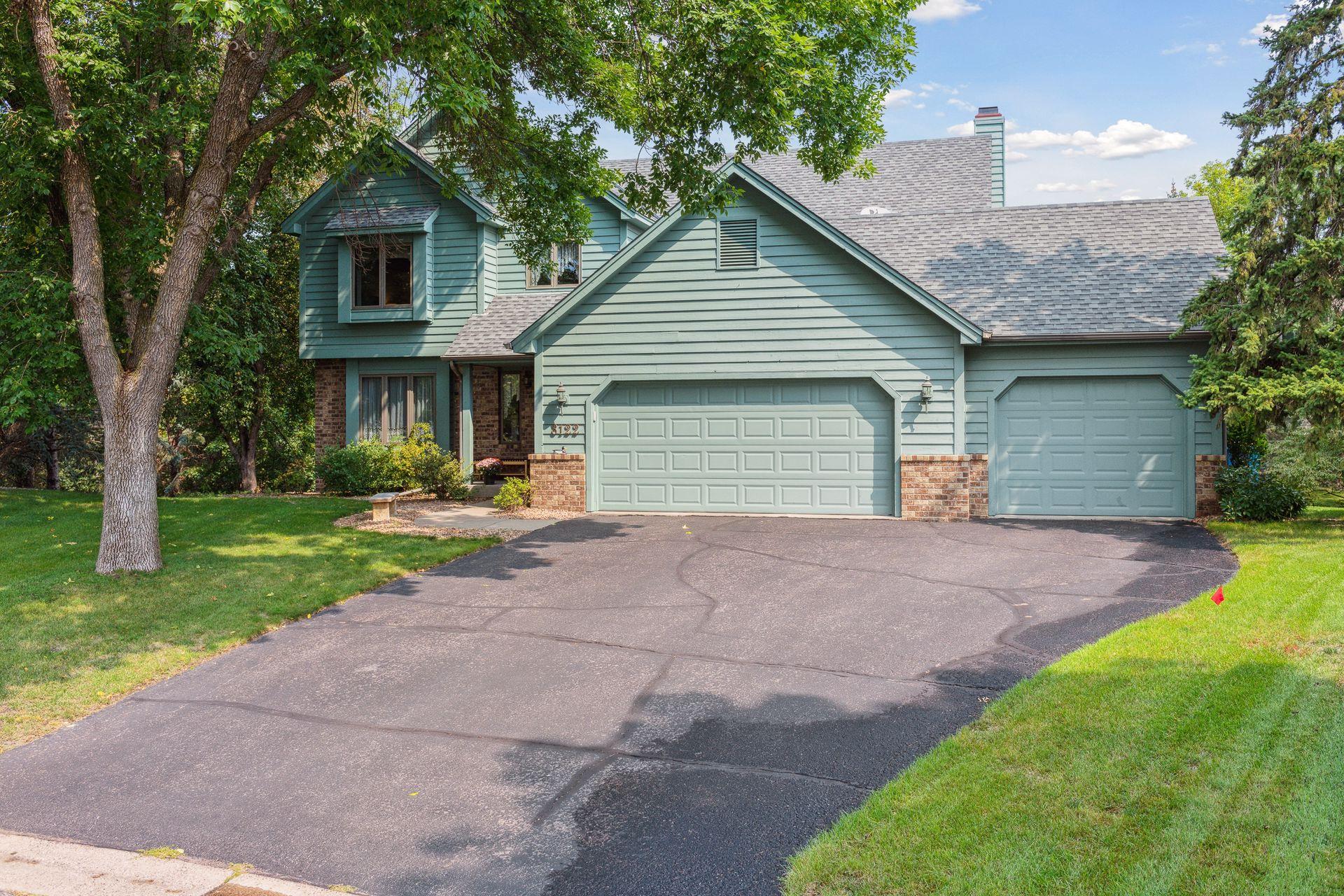 8122 W 109th Street Circle