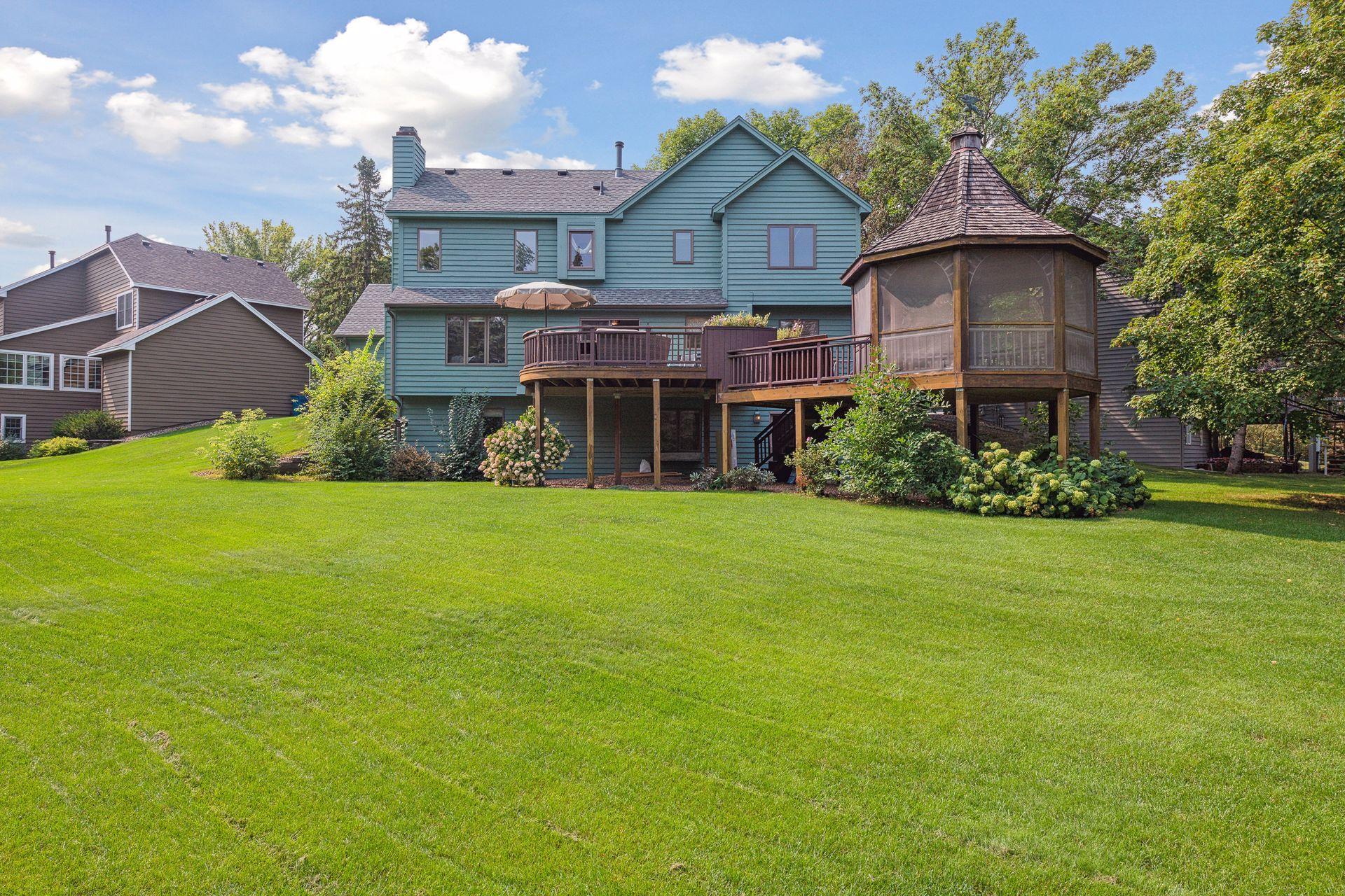 8122 W 109th Street Circle