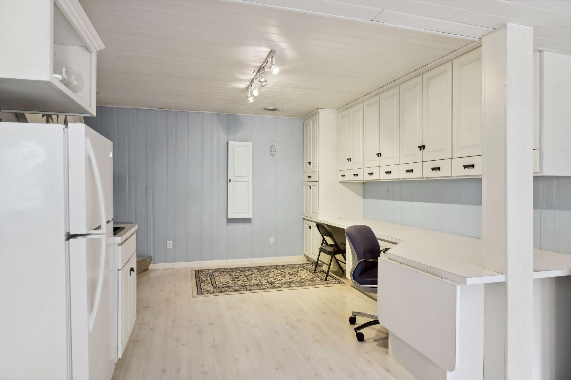 8122 W 109th Street Circle