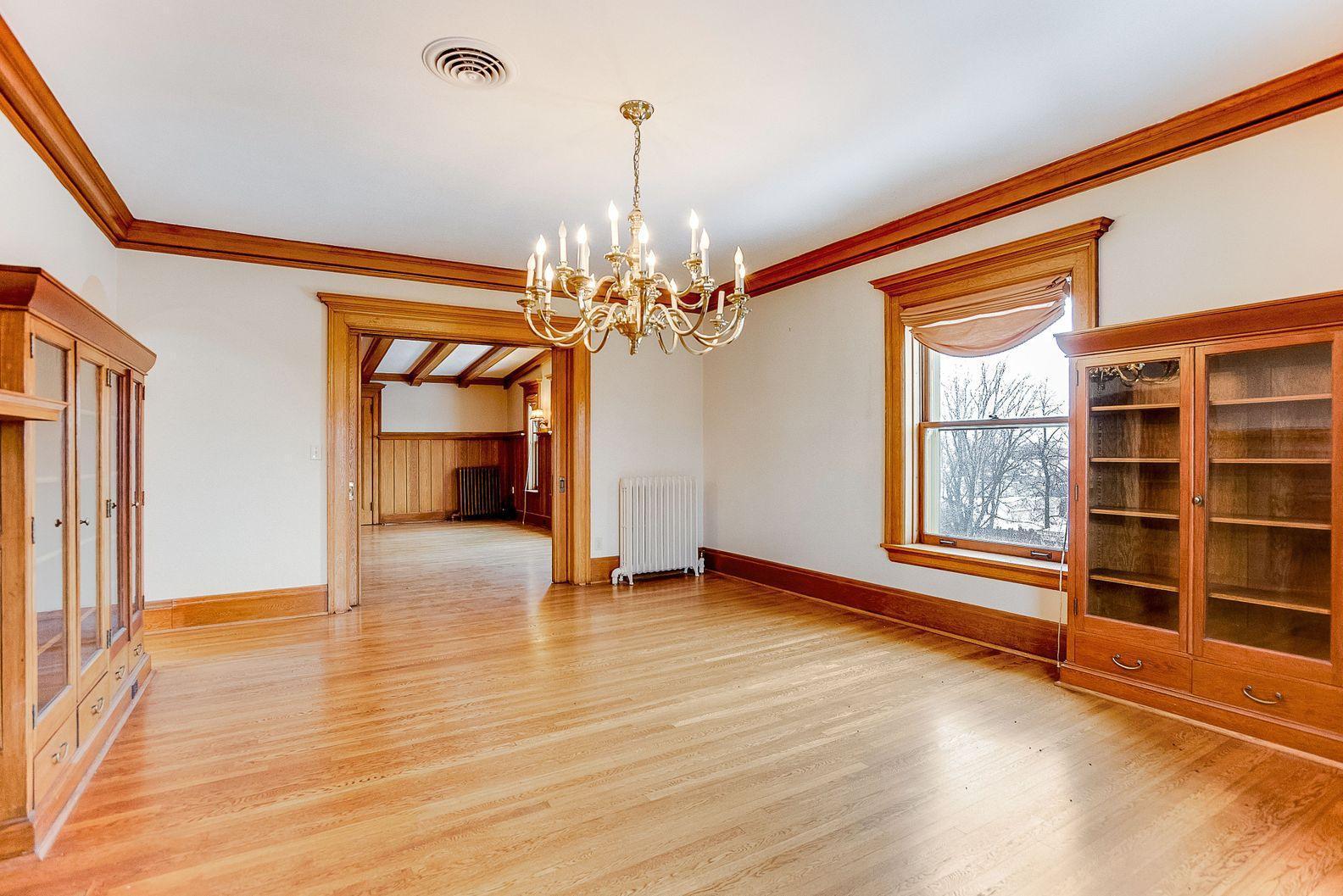 808 Summit Avenue Unit: 2