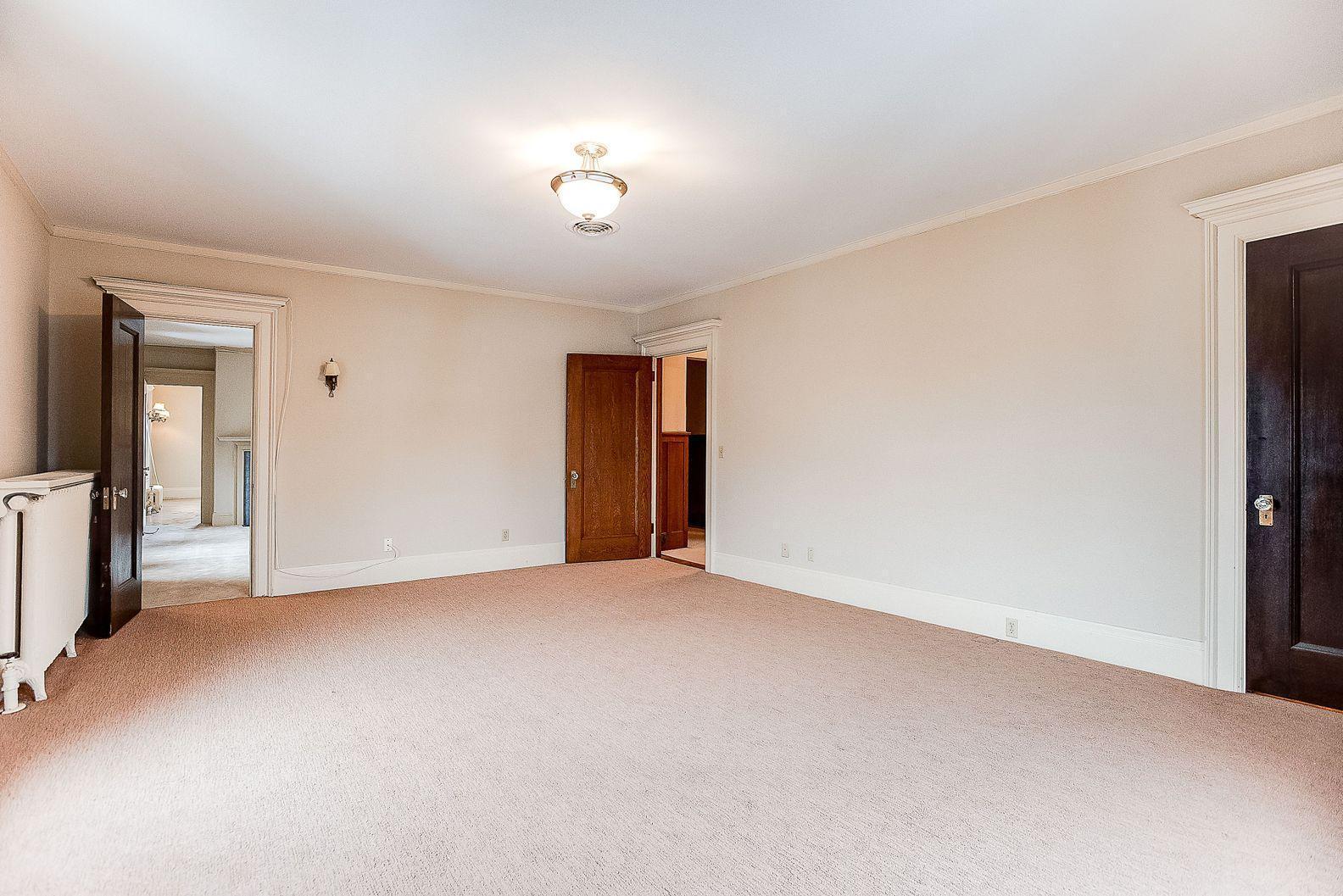 808 Summit Avenue Unit: 2