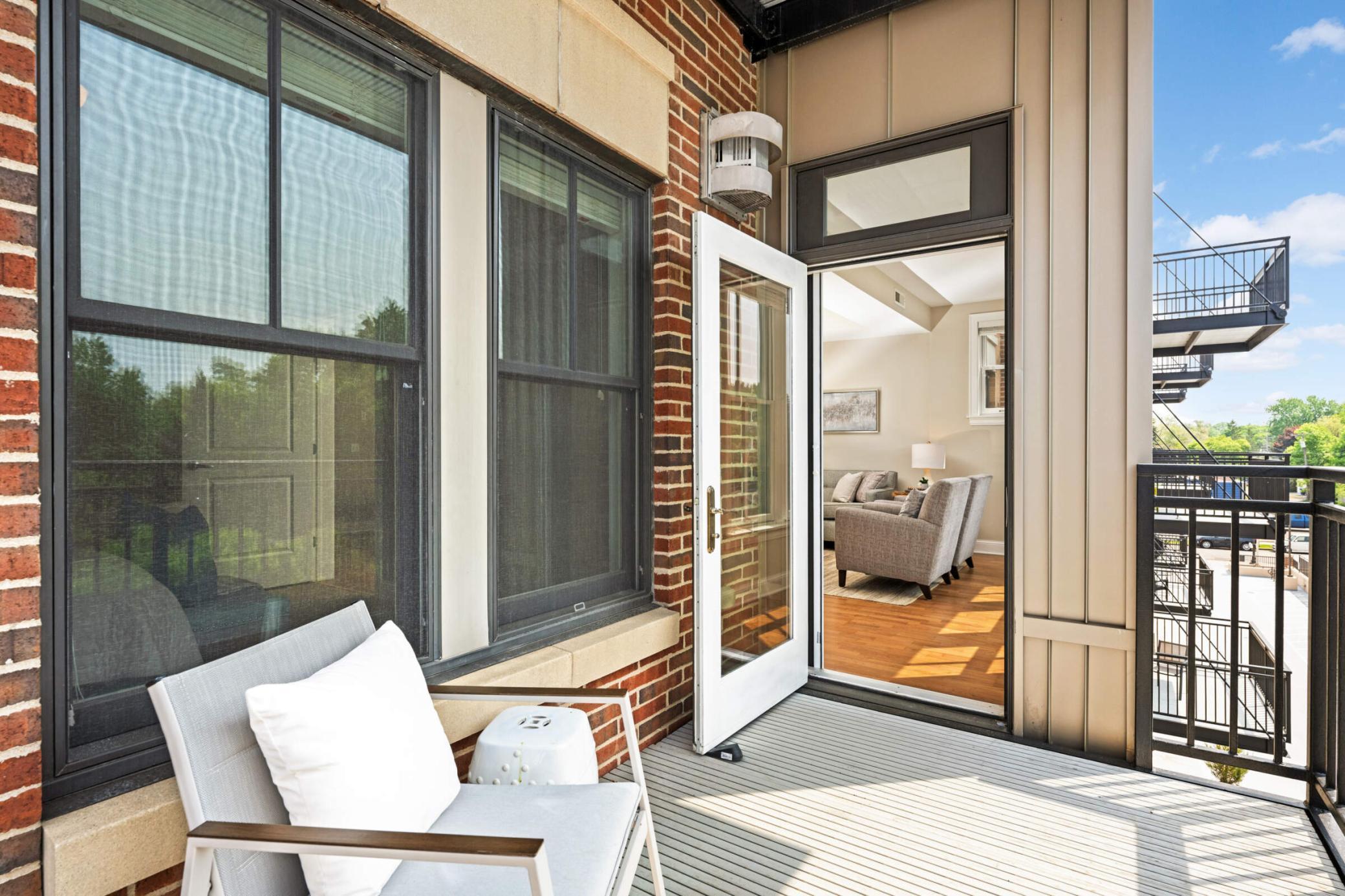 1060 Grand Avenue Unit: 302