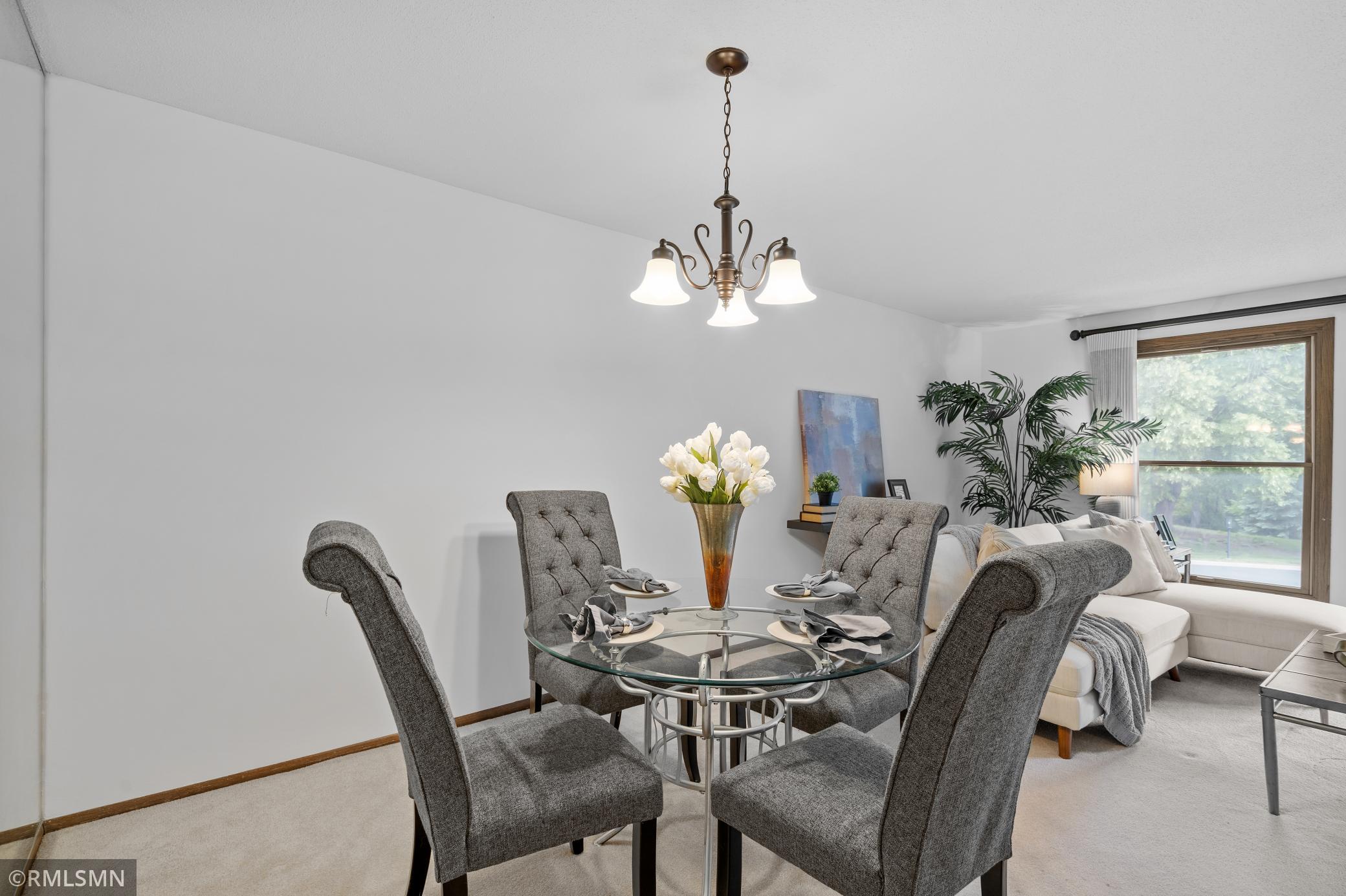 8441 Irwin Road Unit: 215