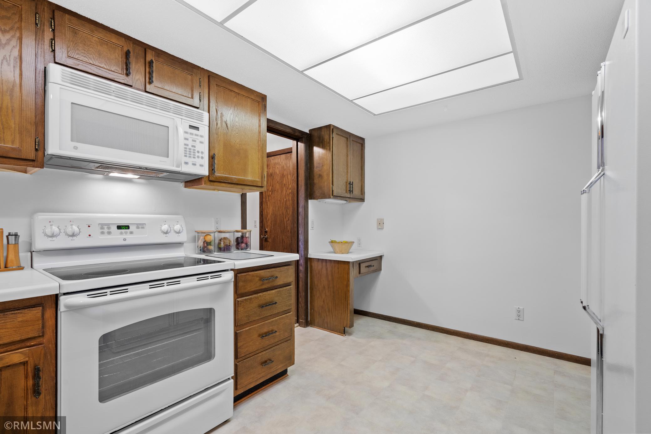 8441 Irwin Road Unit: 215