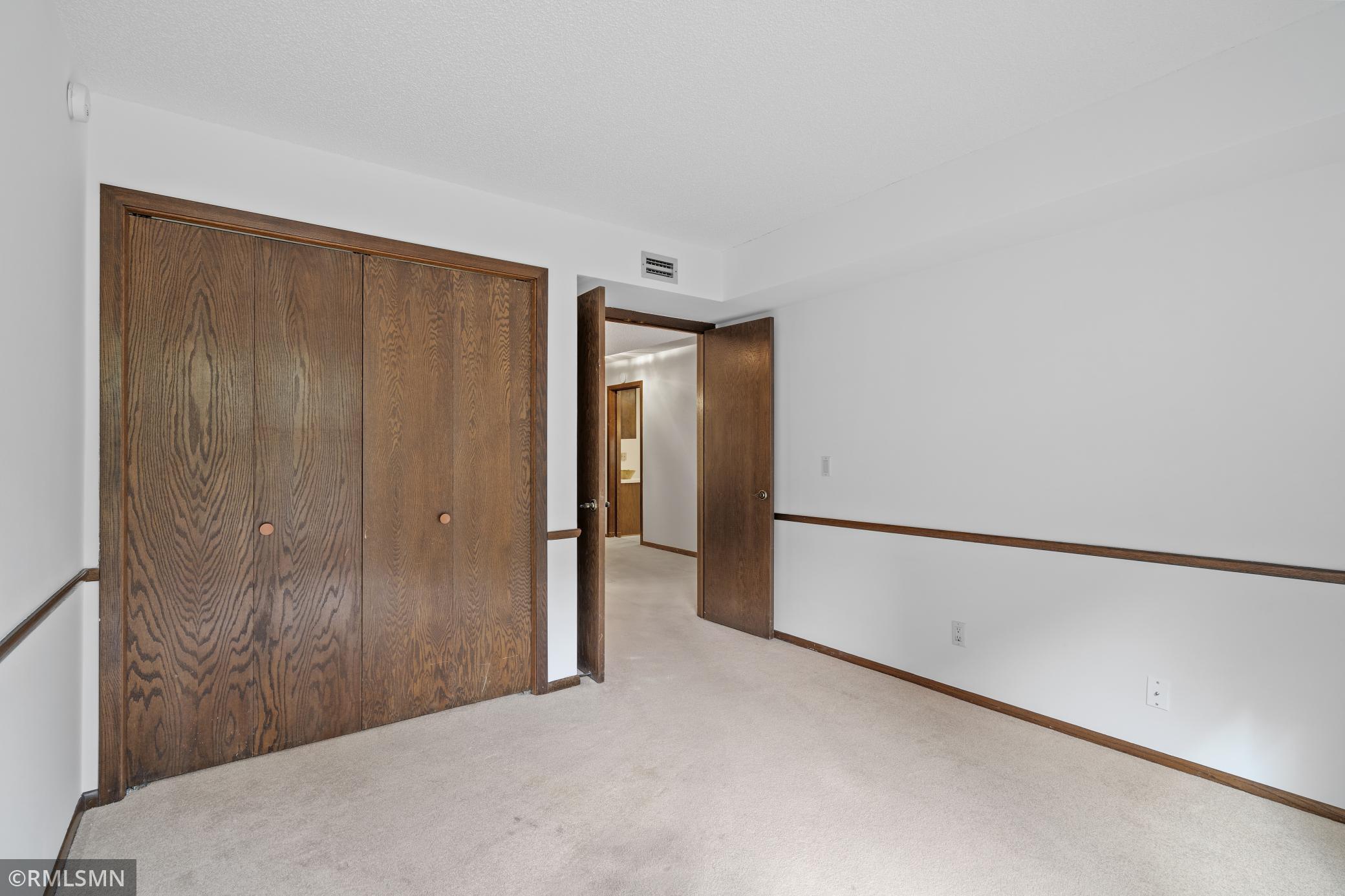 8441 Irwin Road Unit: 215