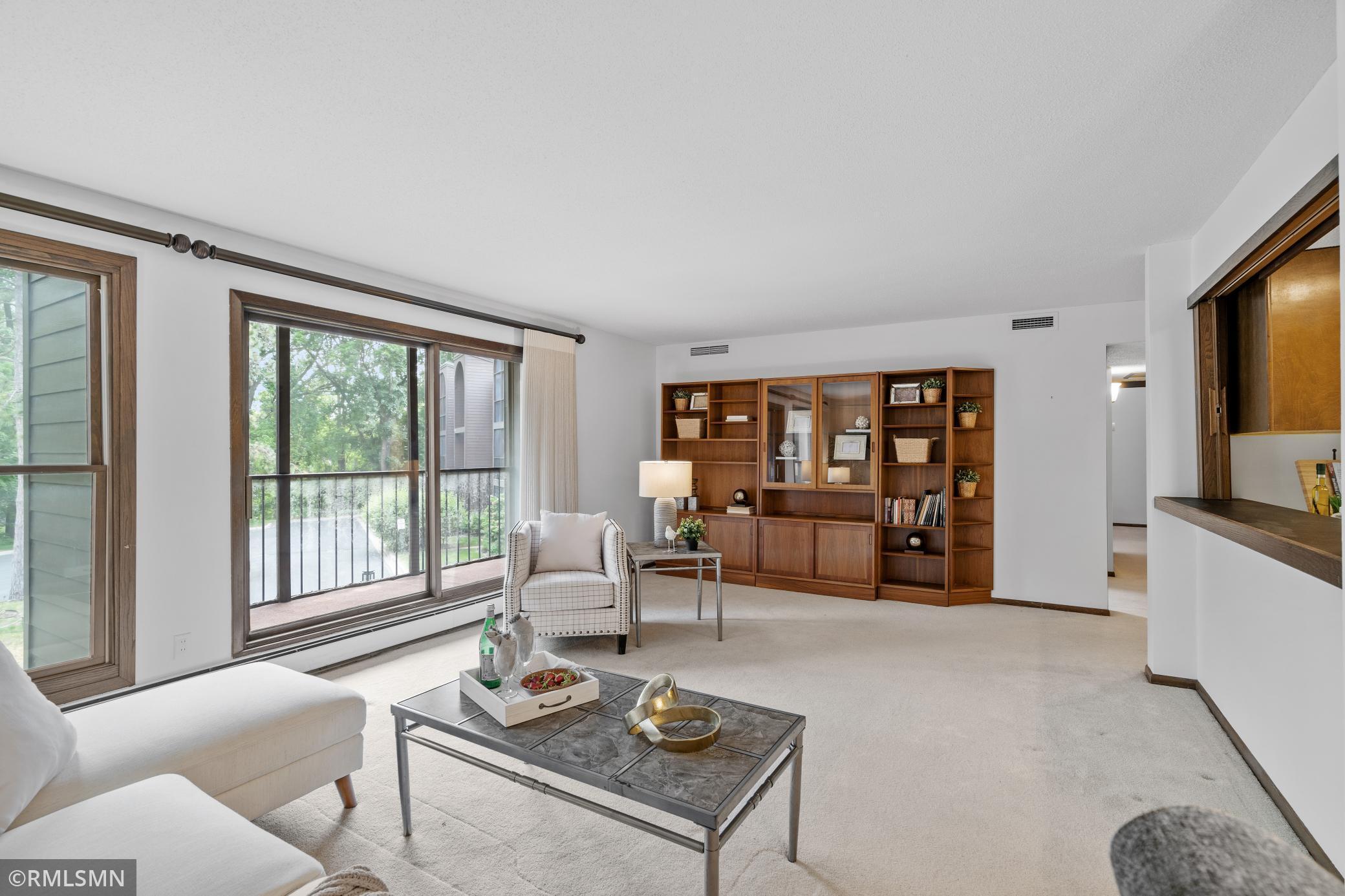 8441 Irwin Road Unit: 215