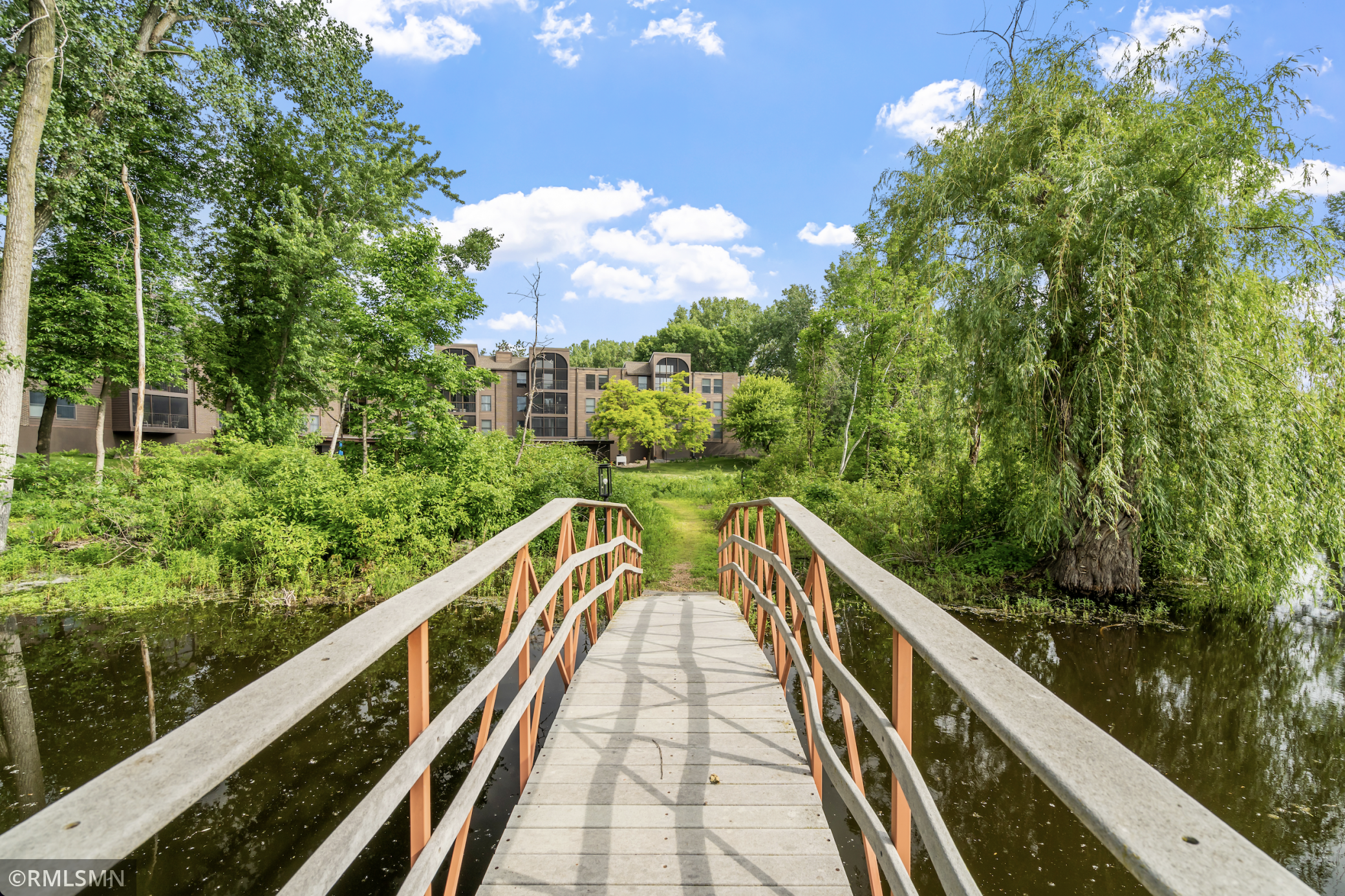 8441 Irwin Road Unit: 215