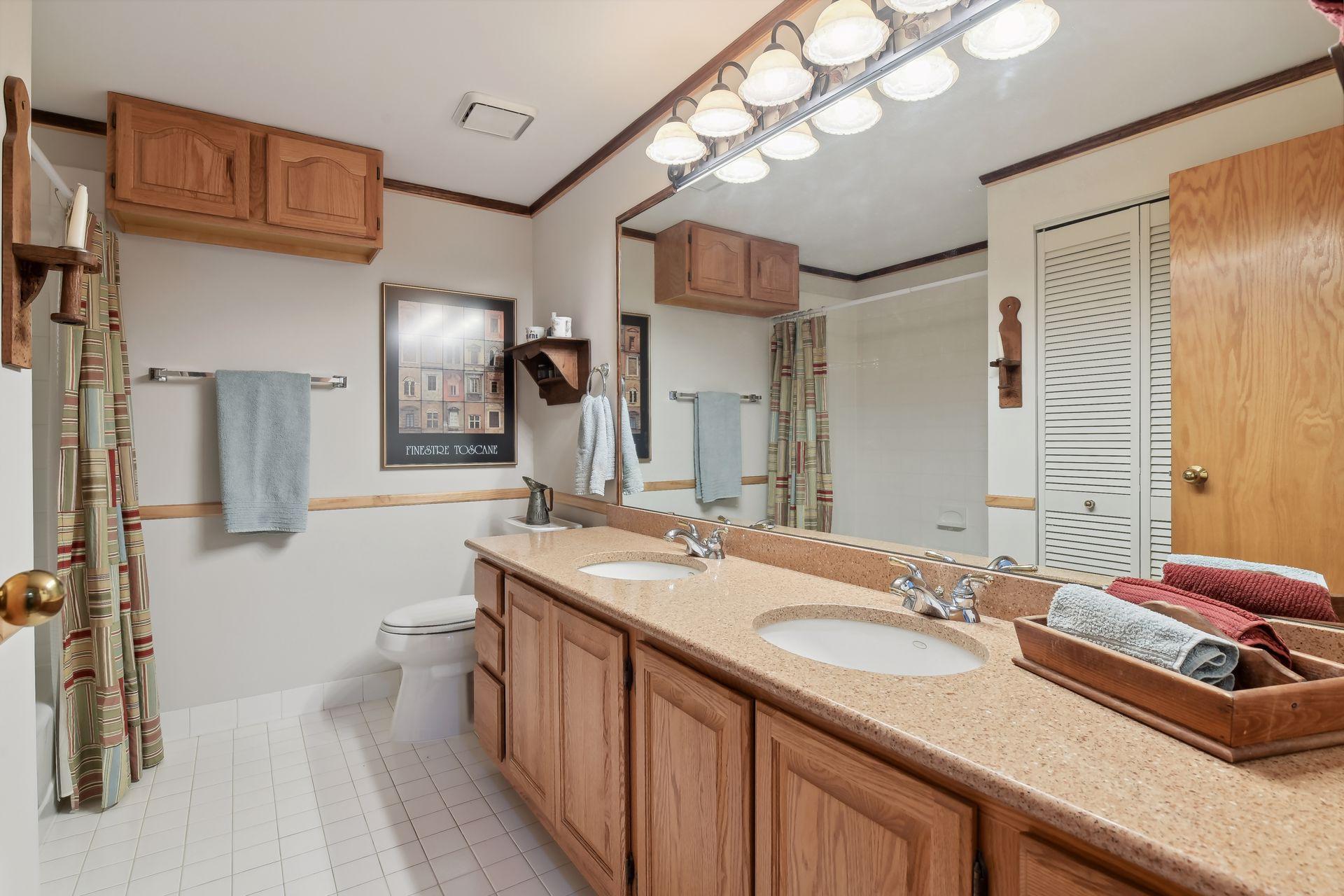 168 6th Street E Unit: 4001