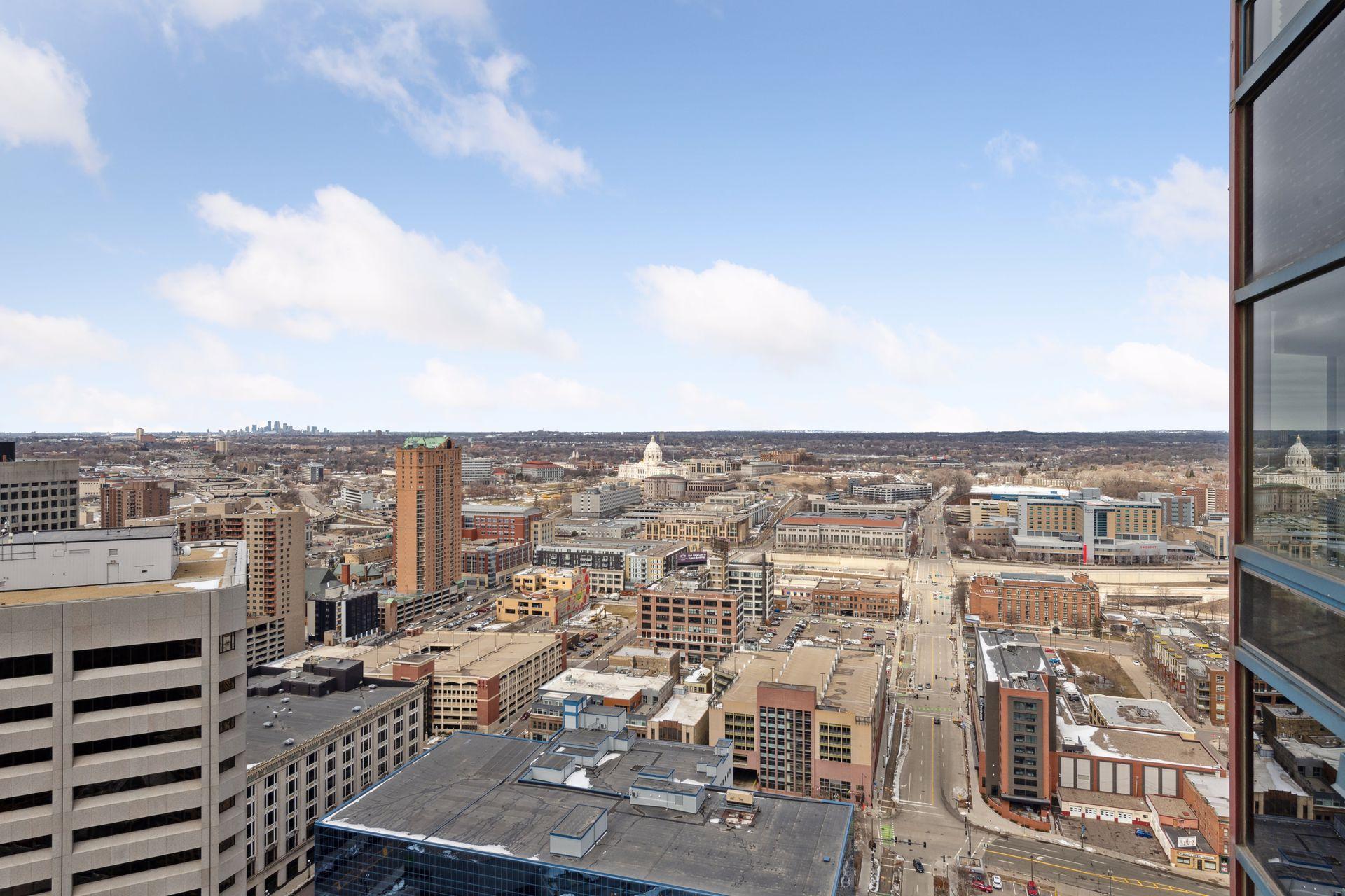 168 6th Street E Unit: 4001