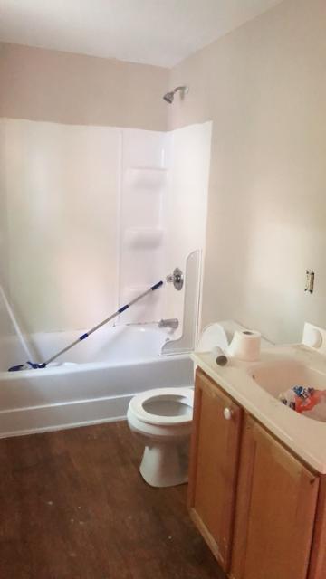 2222 Emerson Avenue N