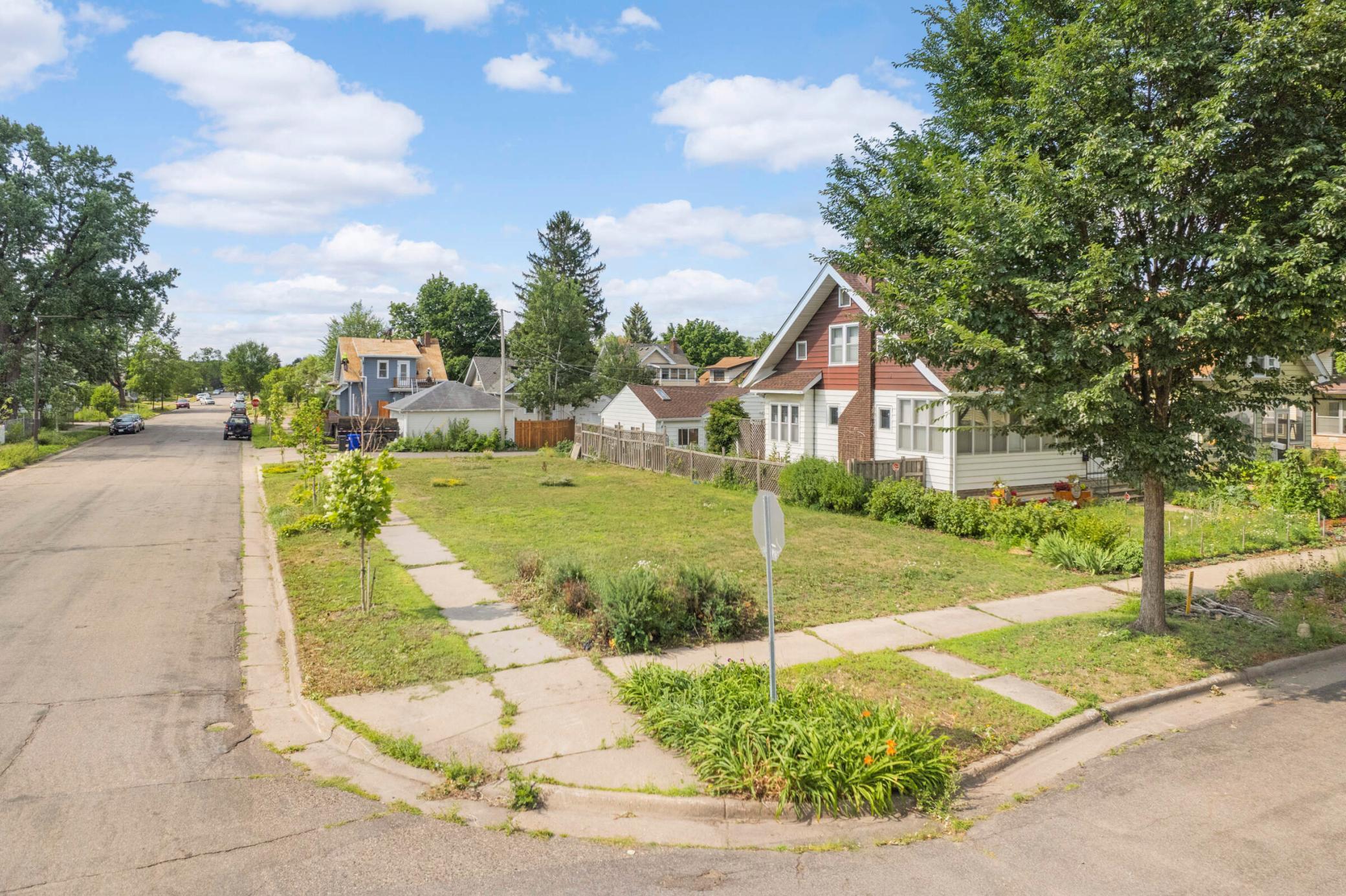 1536 Van Buren Avenue