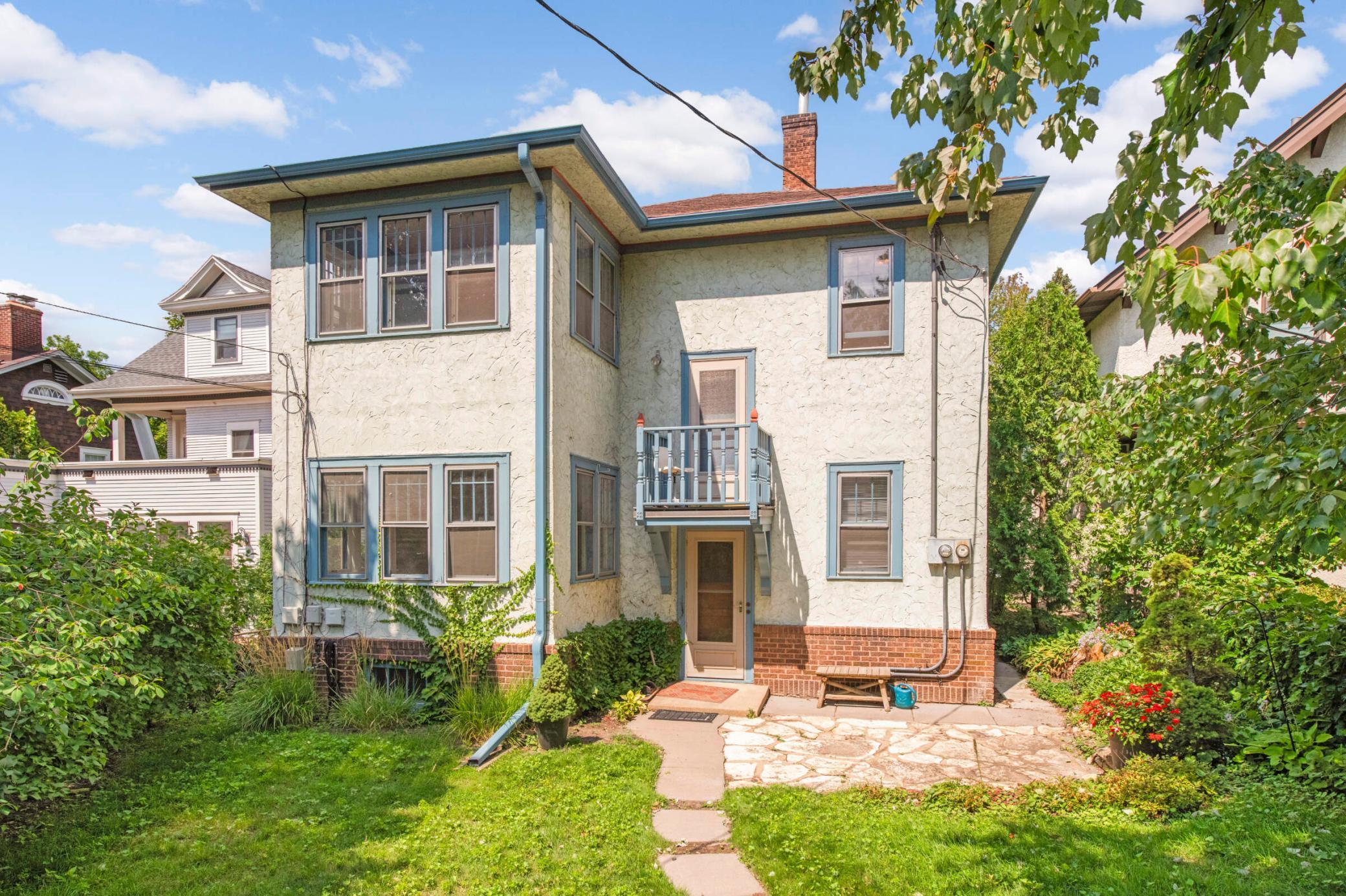 1074 Goodrich Avenue