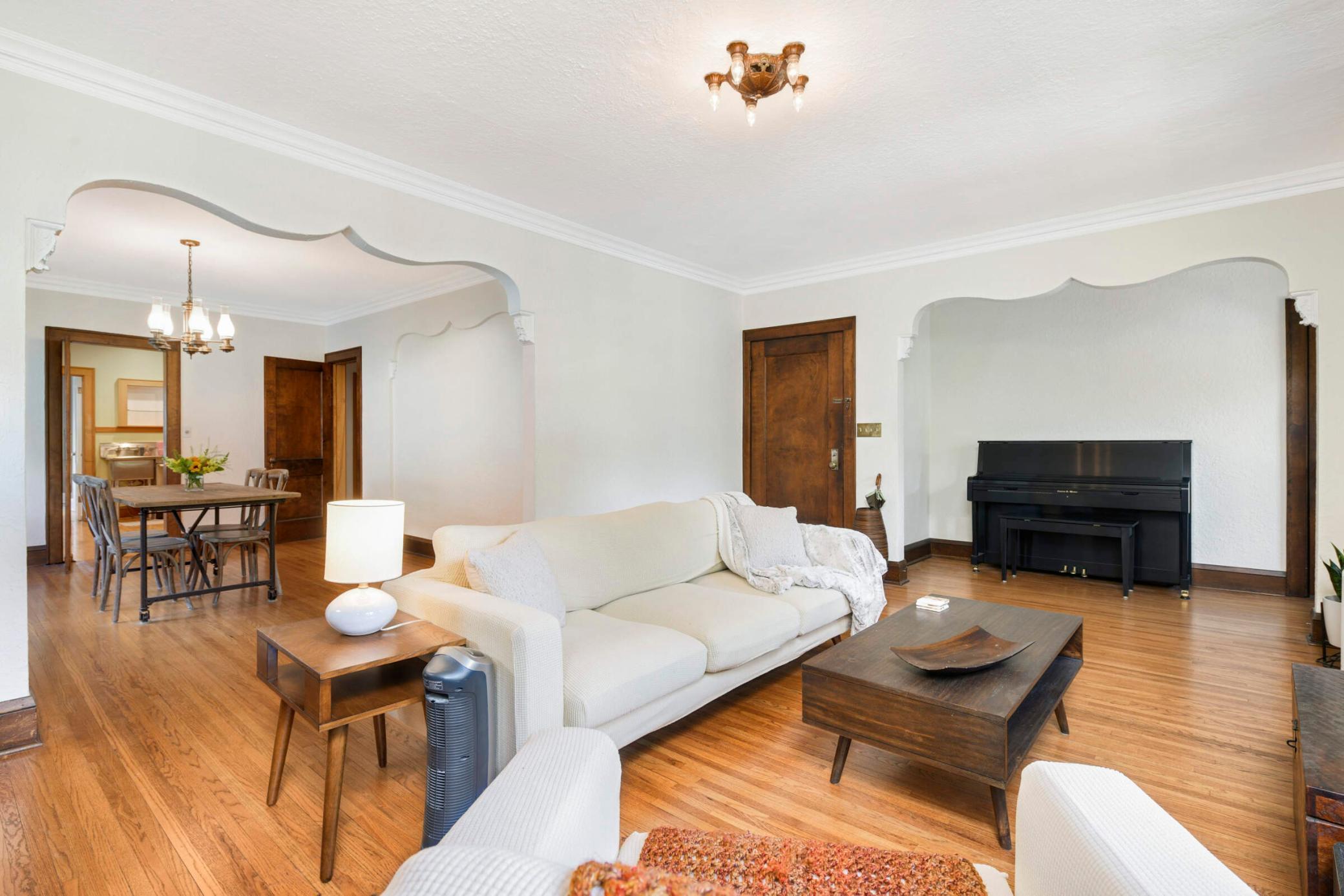 1074 Goodrich Avenue