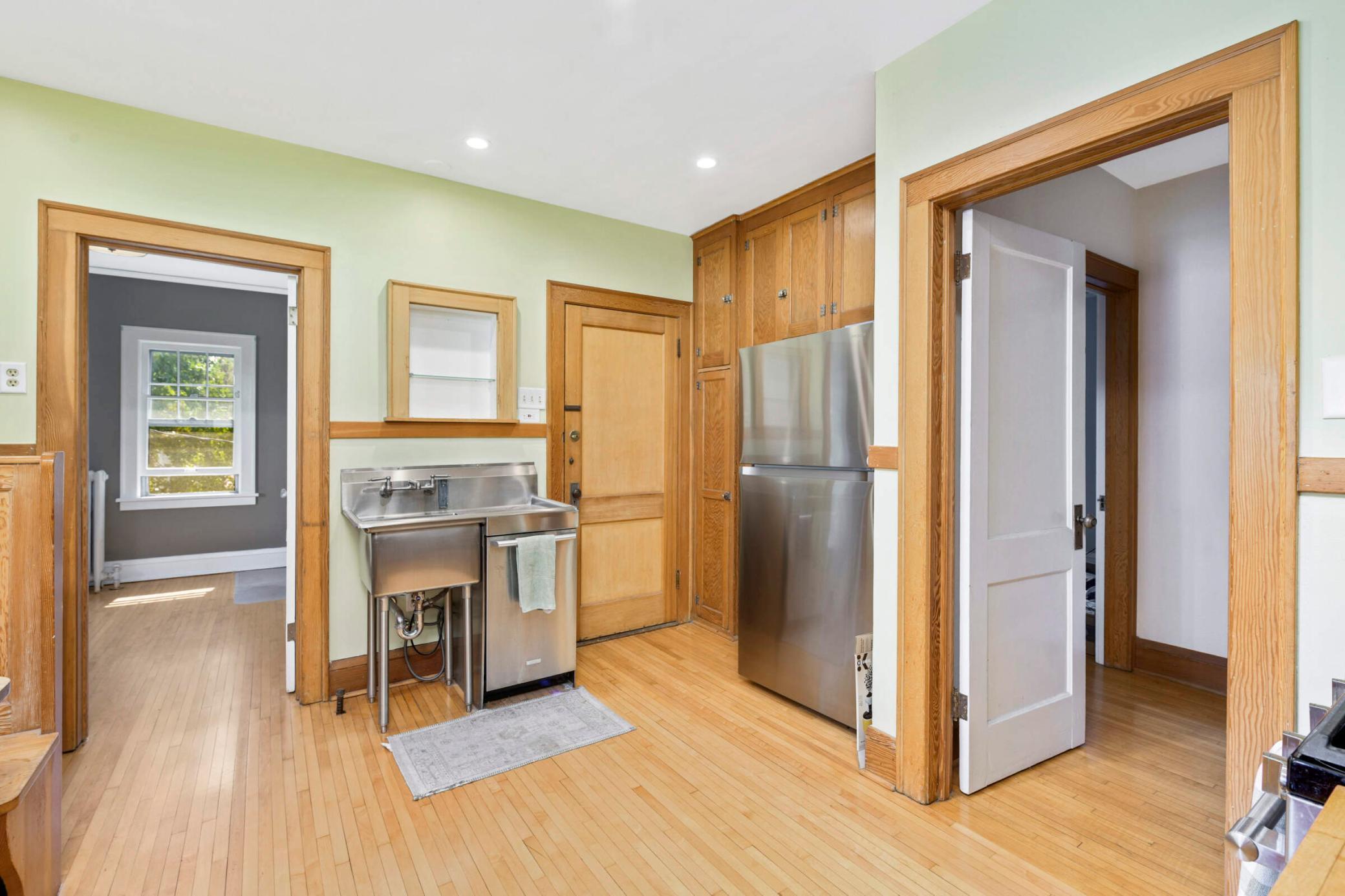 1074 Goodrich Avenue