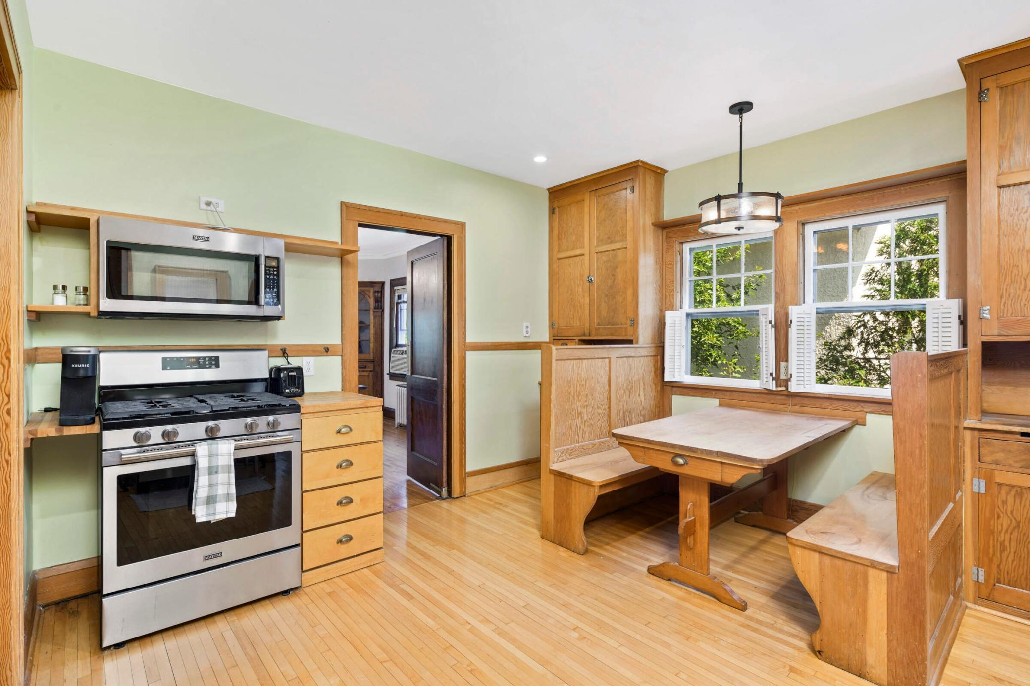 1074 Goodrich Avenue