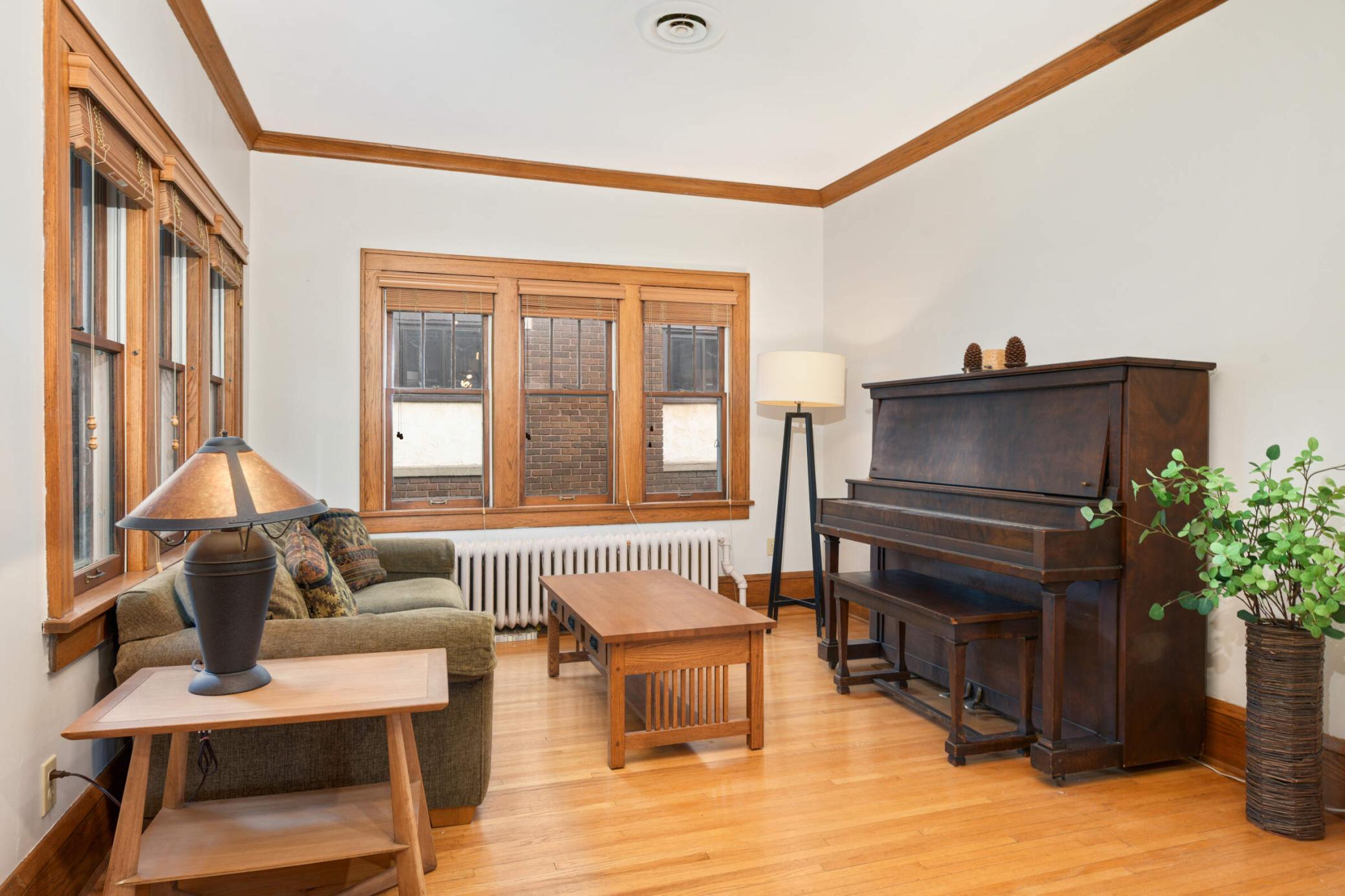 951 Fairmount Avenue