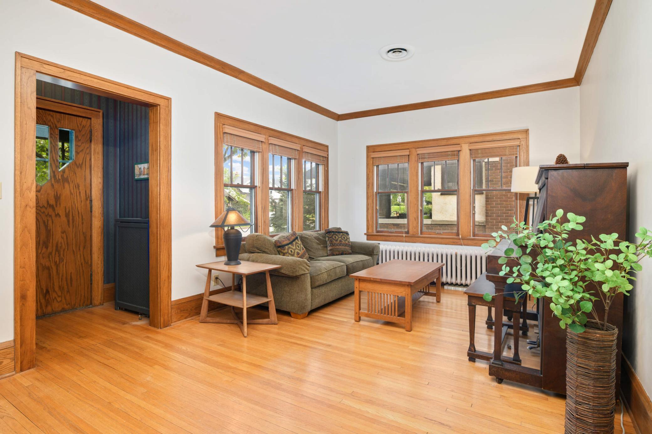 951 Fairmount Avenue