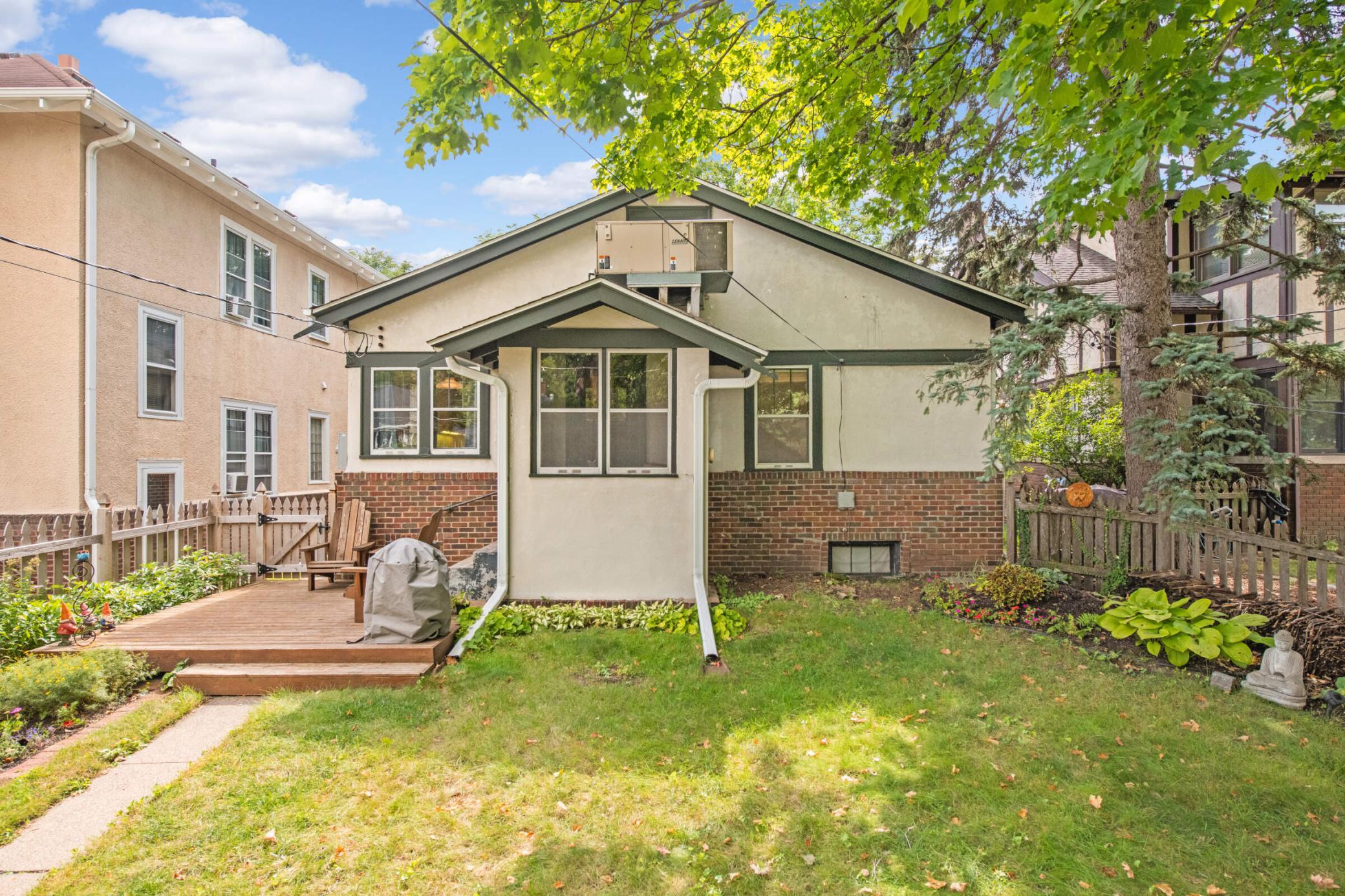 951 Fairmount Avenue